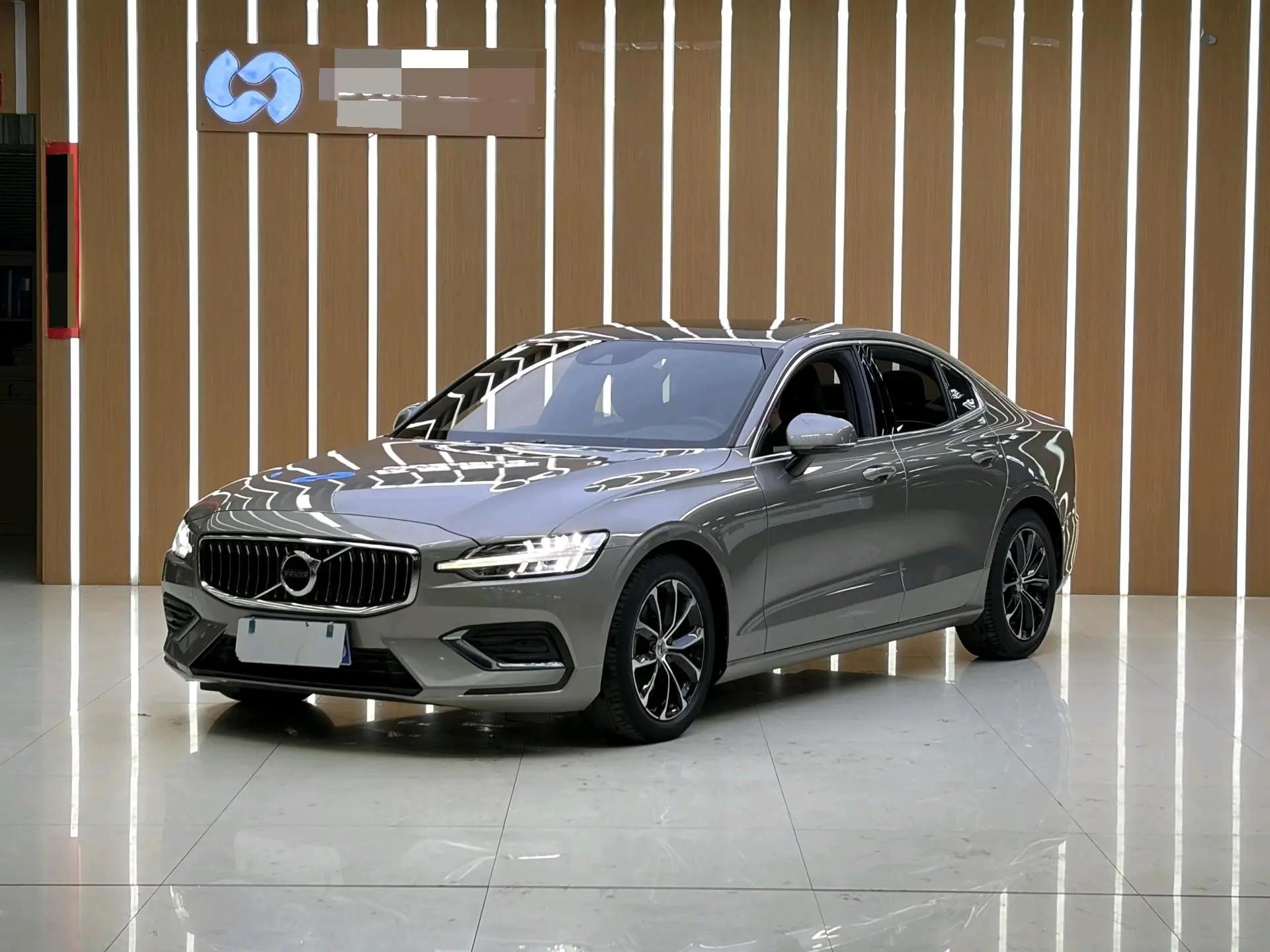 Volvo S60 2020 T4 Zhiyi Deluxe Edition