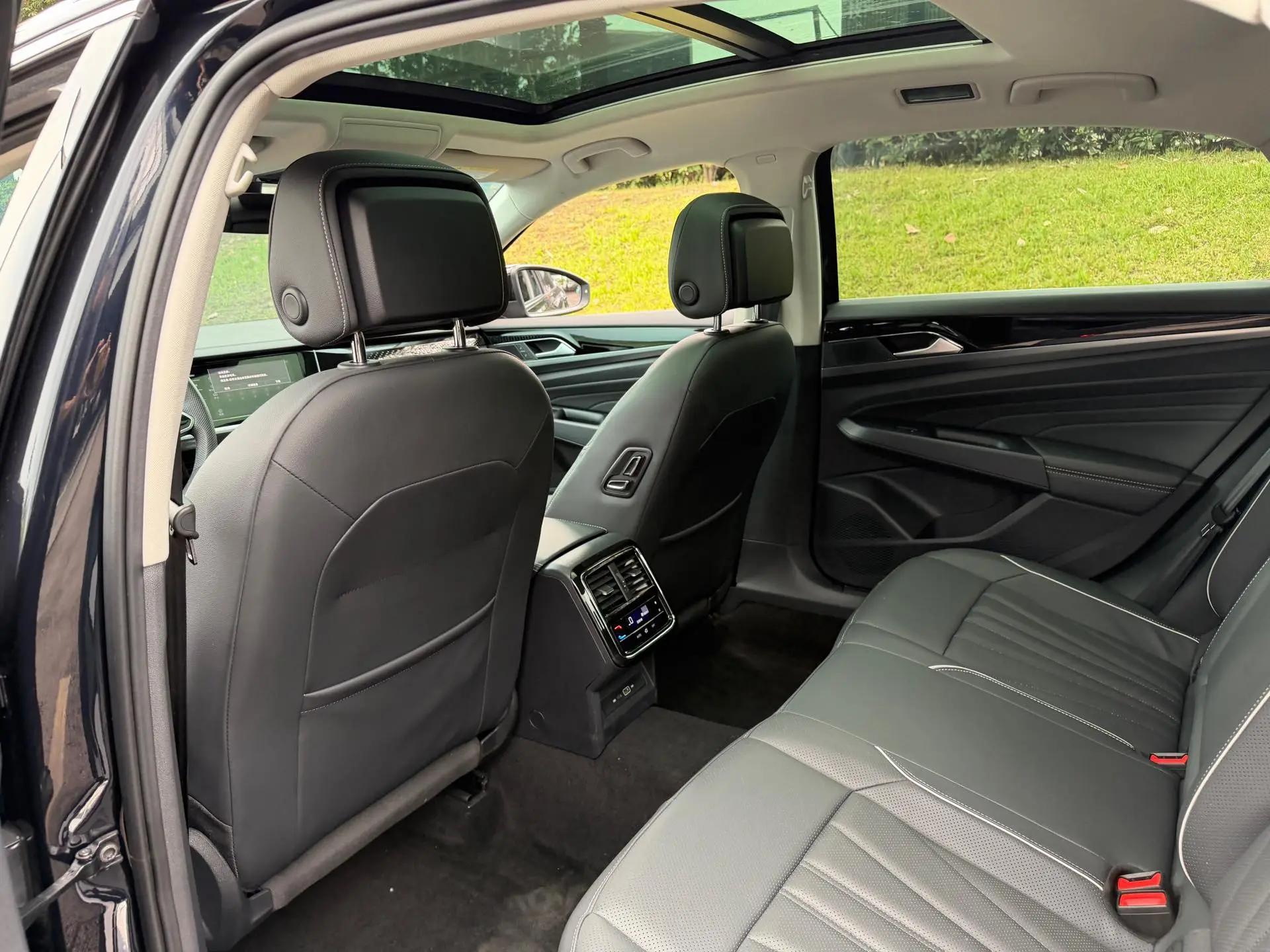 Volkswagen 2024 Passat 2.0TSI 330TSI Elite Edition Automatic 4