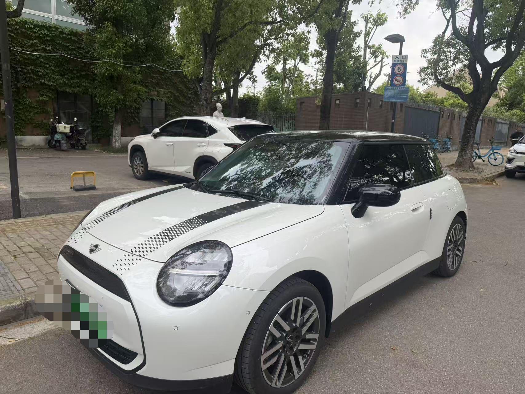 MINI 2025 Mini Cooper E 466km Cooper E Classic (Modified) Automatic Gear