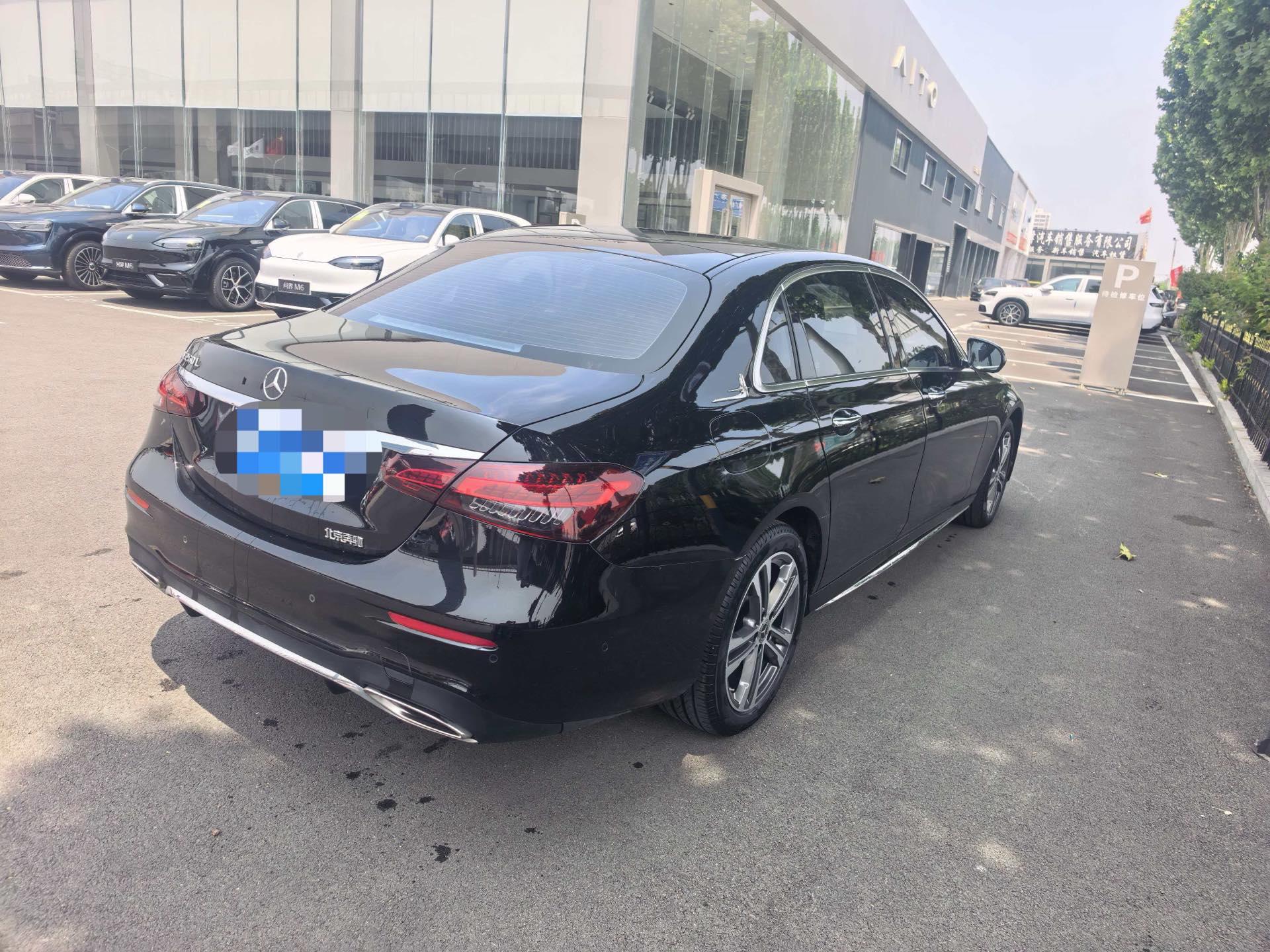 Mercedes Benz E-Class 2022 to E 260 L Sports 3
