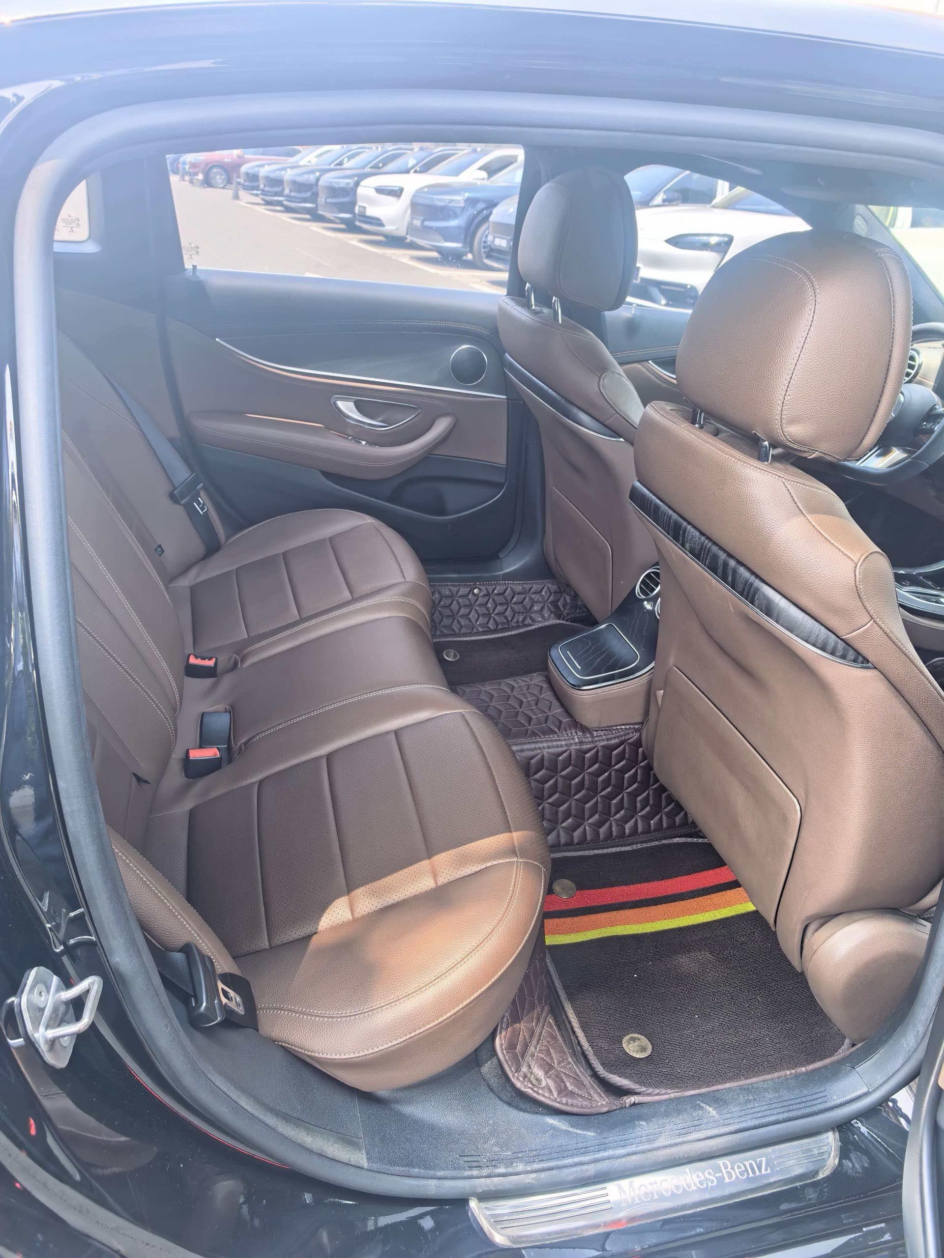 Mercedes Benz E-Class 2022 to E 260 L Sports 5