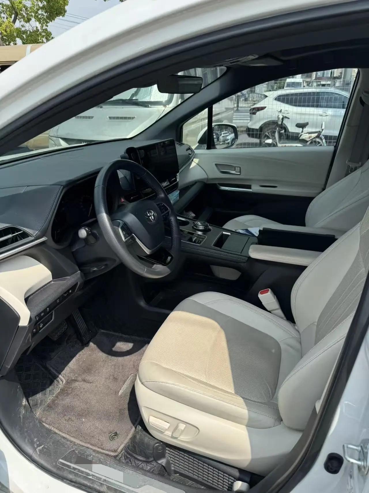 Toyota 2024 Sai 2.5 Stepless Enjoy Premium Edition Automatic Transmission 5
