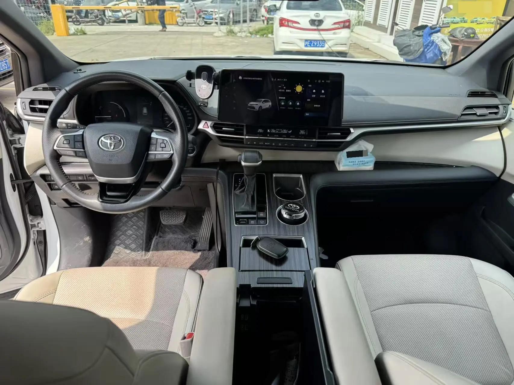 Toyota 2024 Sai 2.5 Stepless Enjoy Premium Edition Automatic Transmission 8