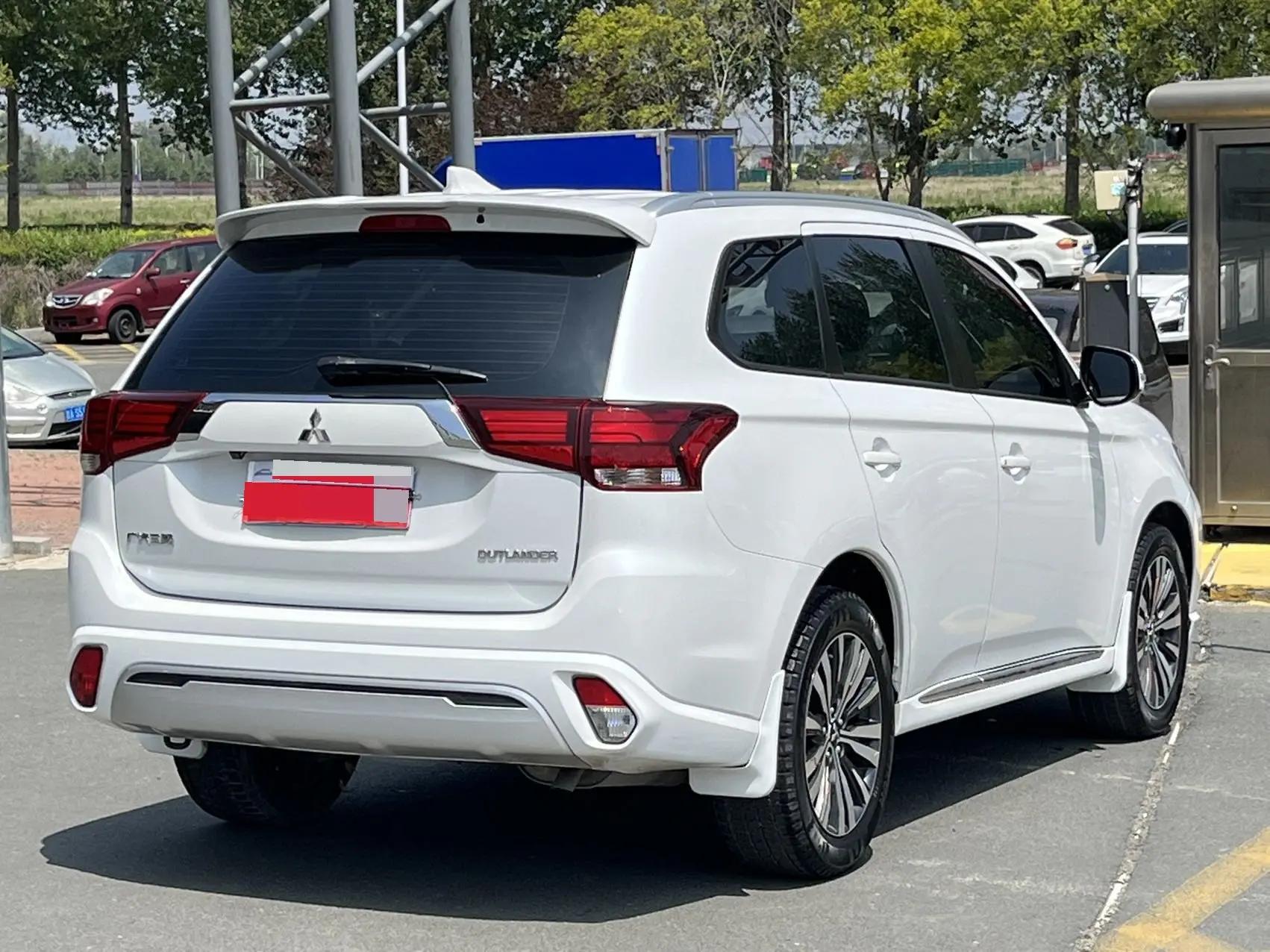 Outlander 2021 model changed to 2.0L two-wheel drive free version 5 6