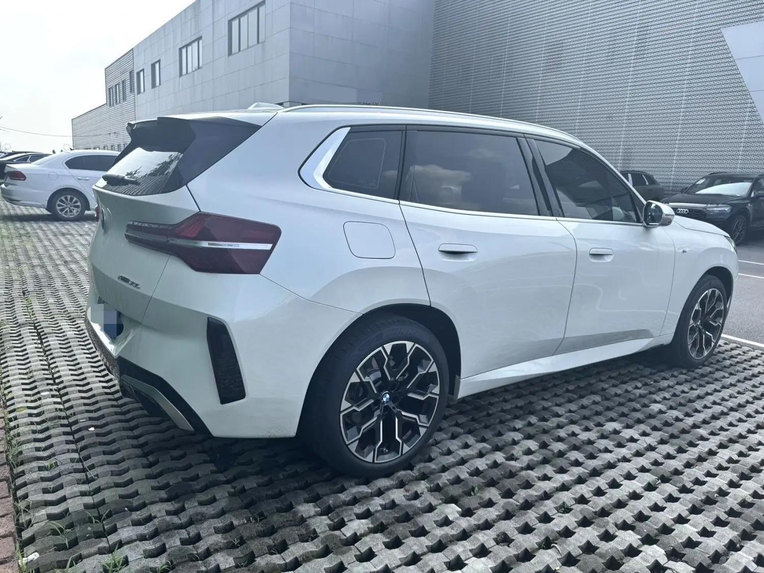 BMW 2025 X3 xDrive30L 2.0T Leading M Sports Suit Automatic Gear 5