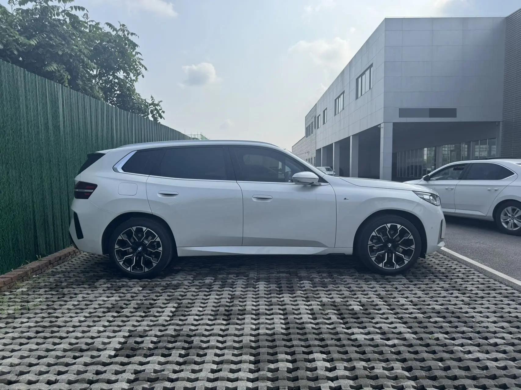 BMW 2025 X3 xDrive30L 2.0T Leading M Sports Suit Automatic Gear 6