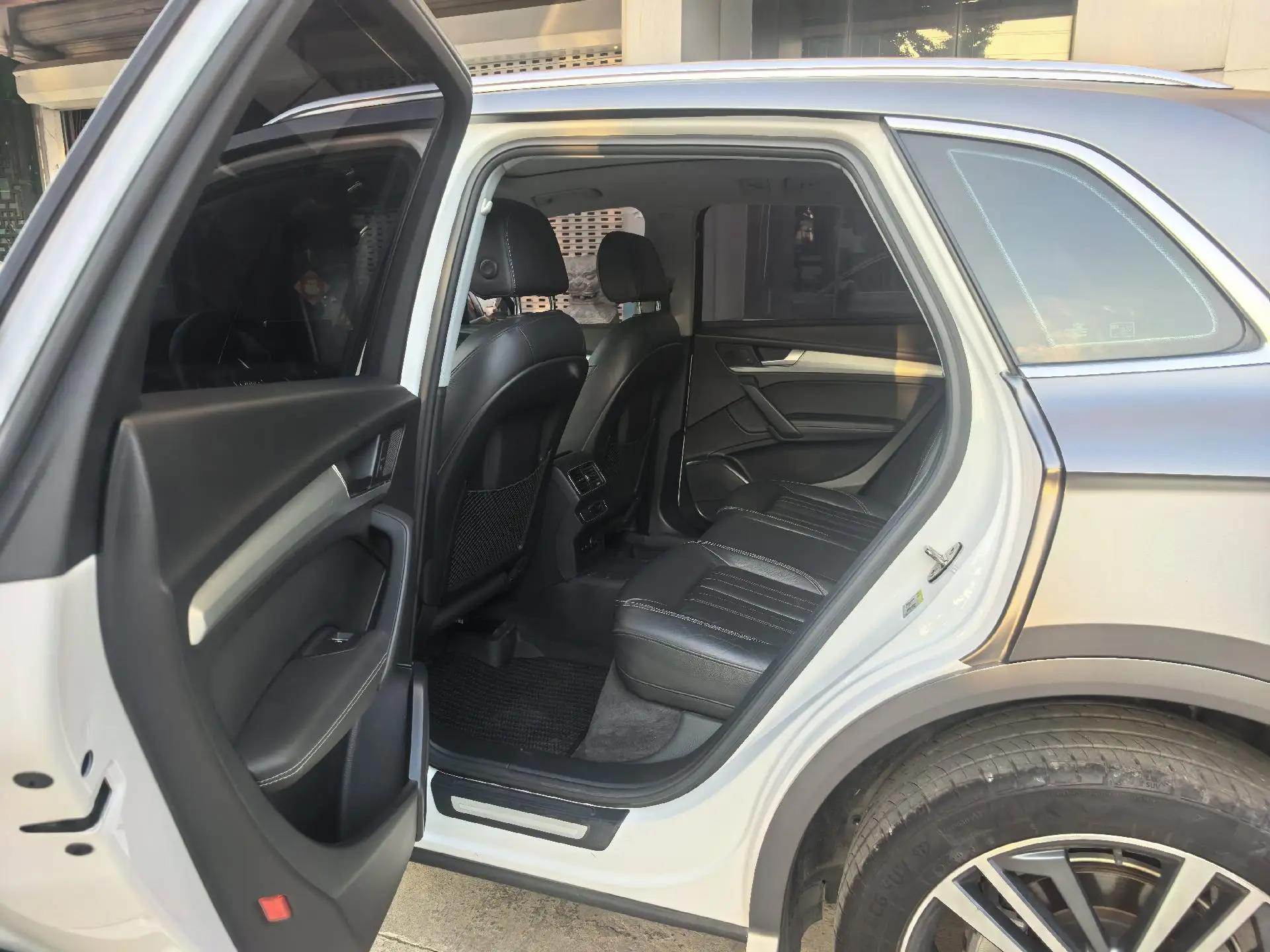 Audi Q5L 2020 to 40 TFSI Fashion 6