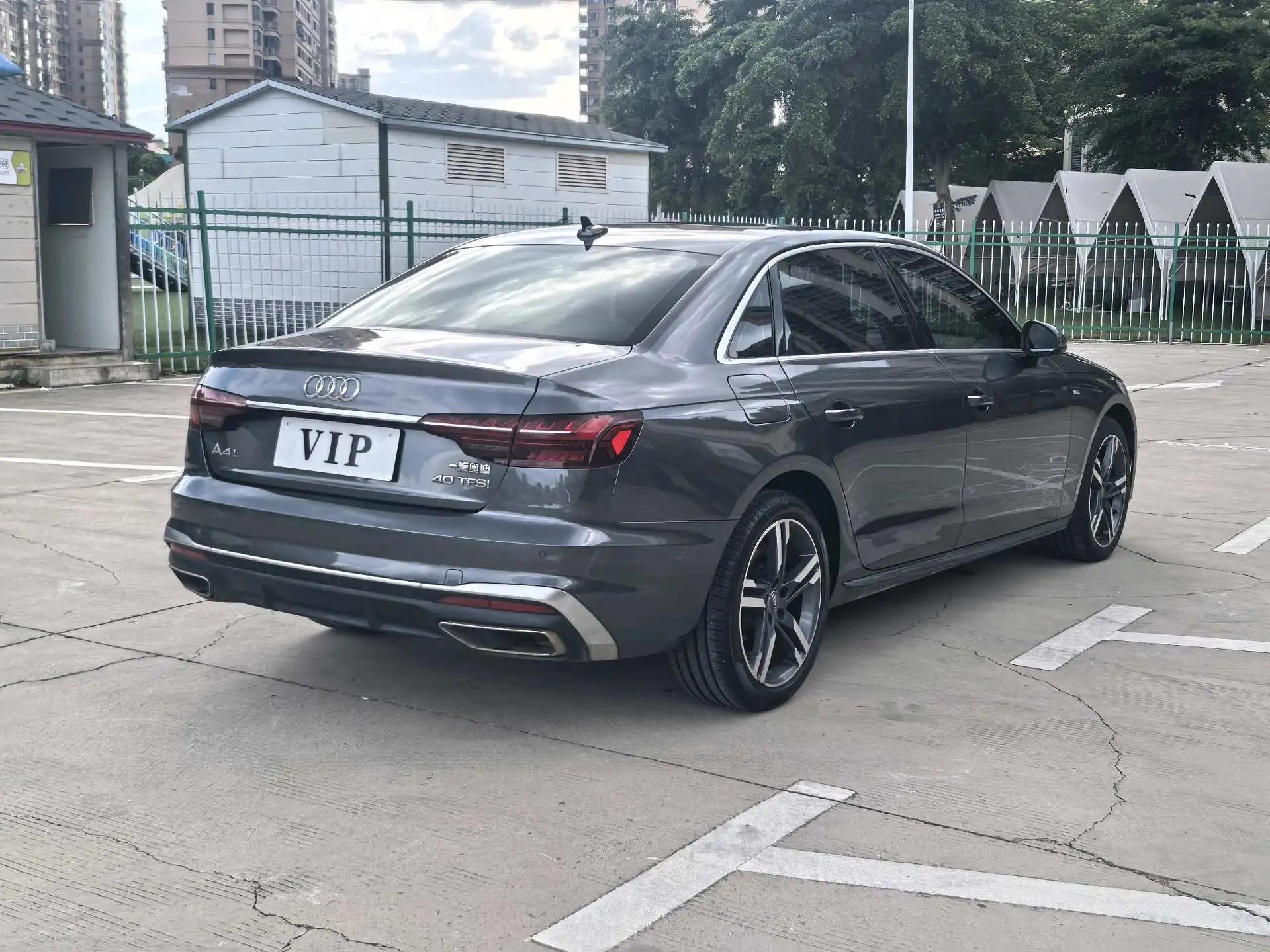 Audi A4L 2020 40 TFSI Fashion Dynamic 6