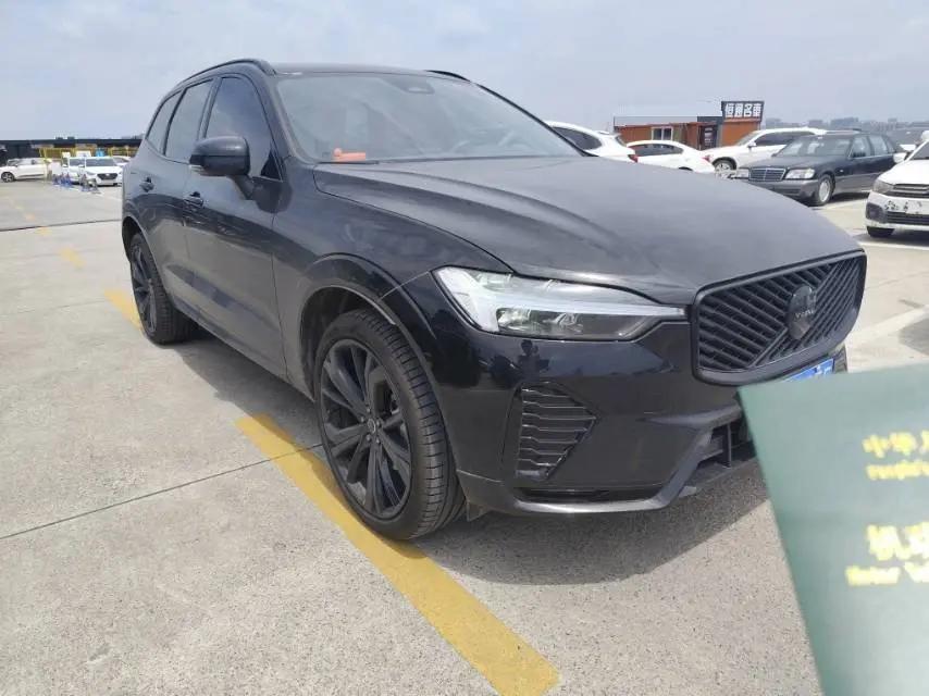 Volvo 2026 XC60 48V 2.0T B5 4-wheel drive Zhiyuan polar night black version automatic gear 2