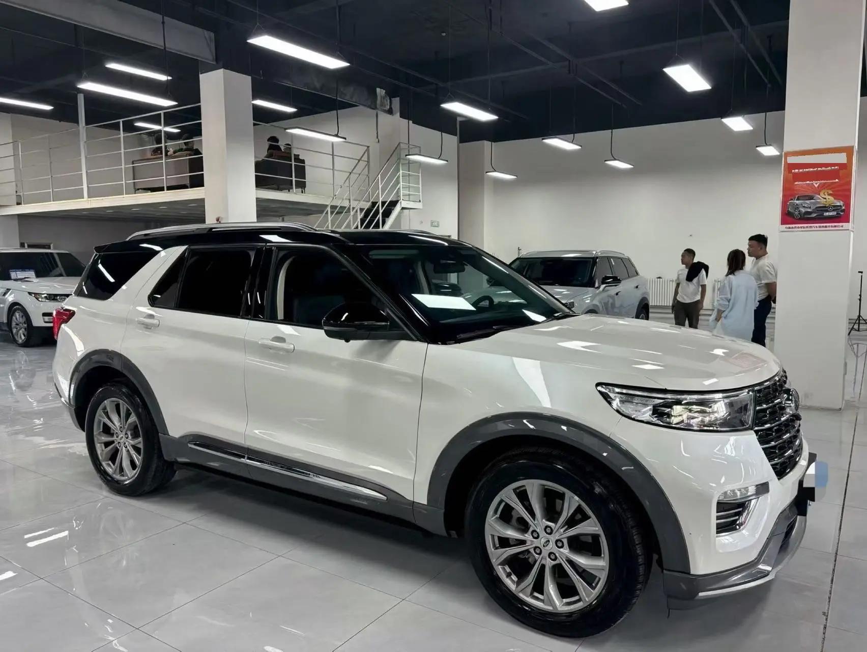 Explorer 2020 EcoBoost 285 4-wheel drive fashion version 7 seats 2