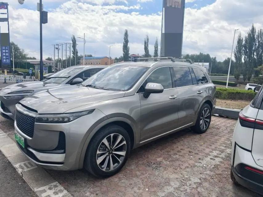 Li ONE 2020 extended 6-seat version