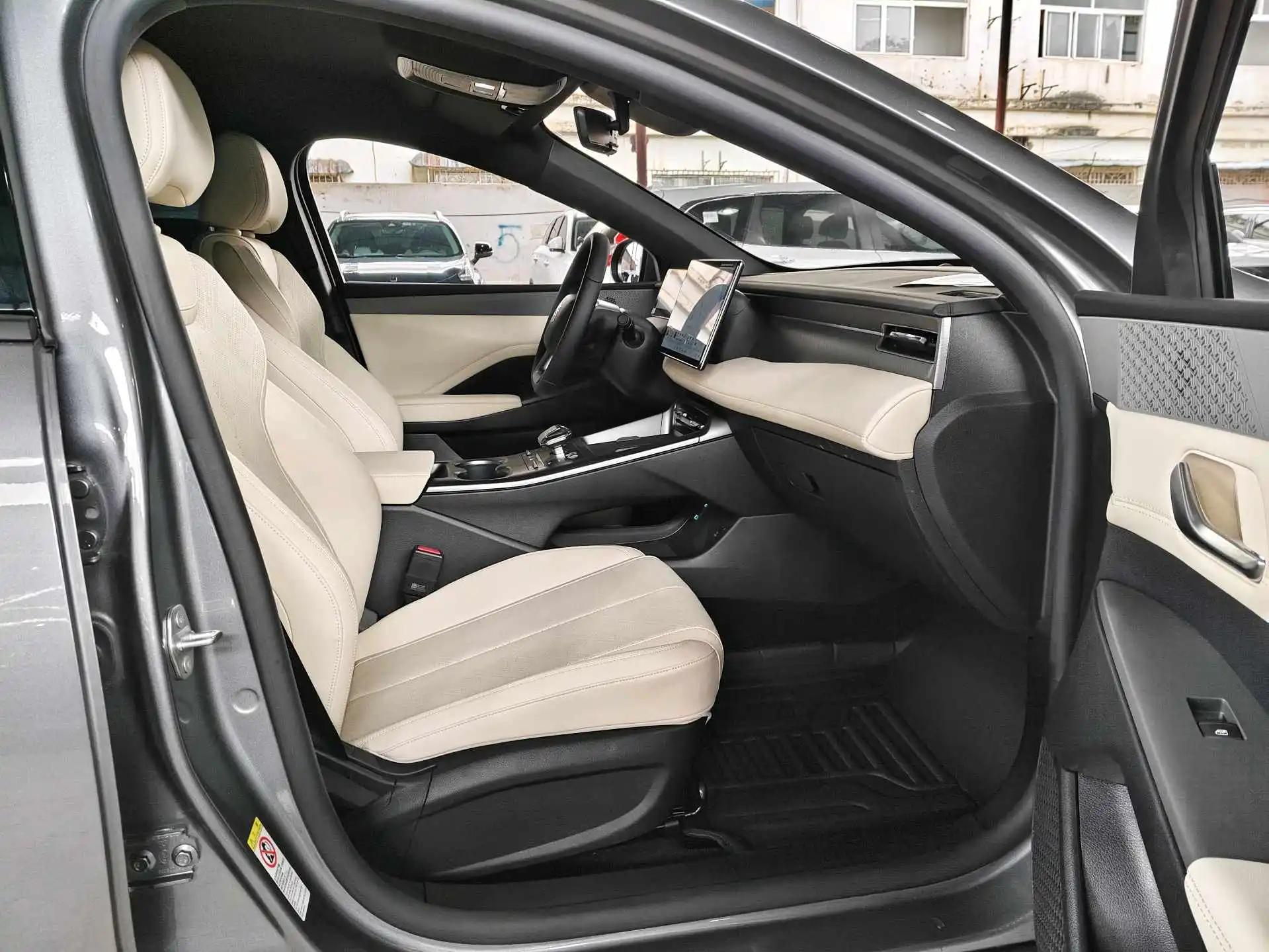 BYD 2025 Qin PLUS EV Intelligent Driving Version 420KM Leading Model Automatic 8