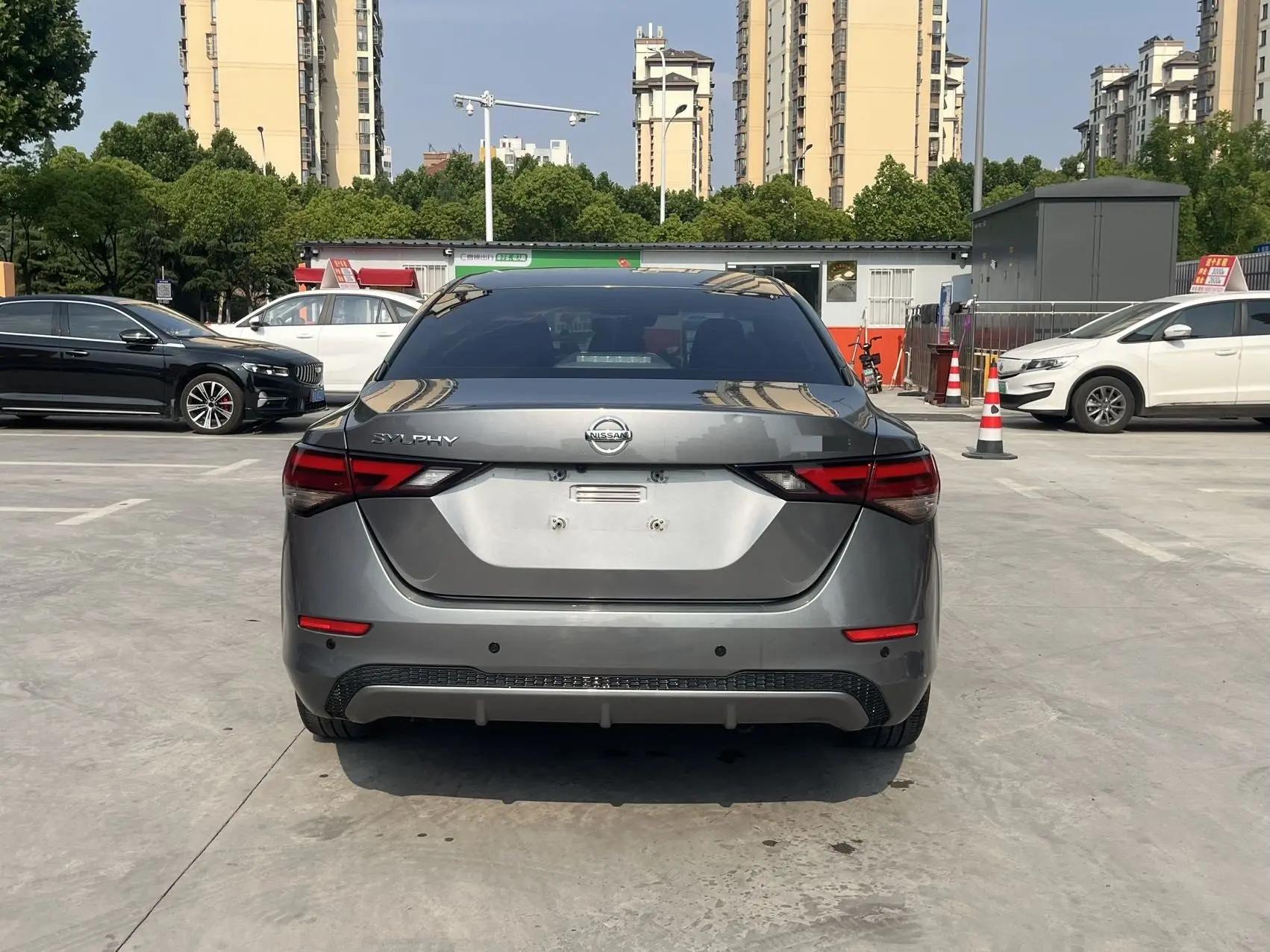Xuanyi 2021 1.6L XL CVT Smart Edition 8