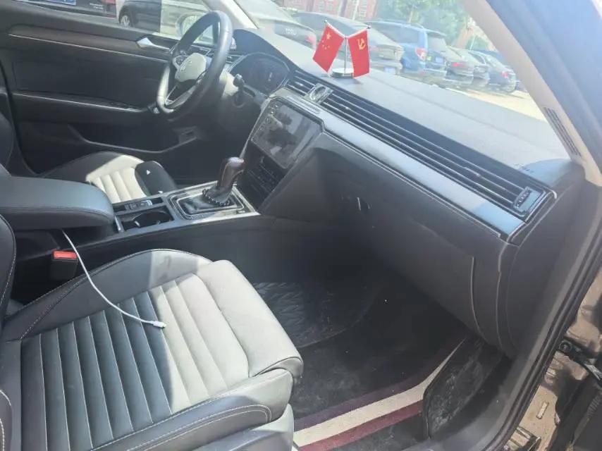 Magotan 2020 280TSI DSG Leading Model 6
