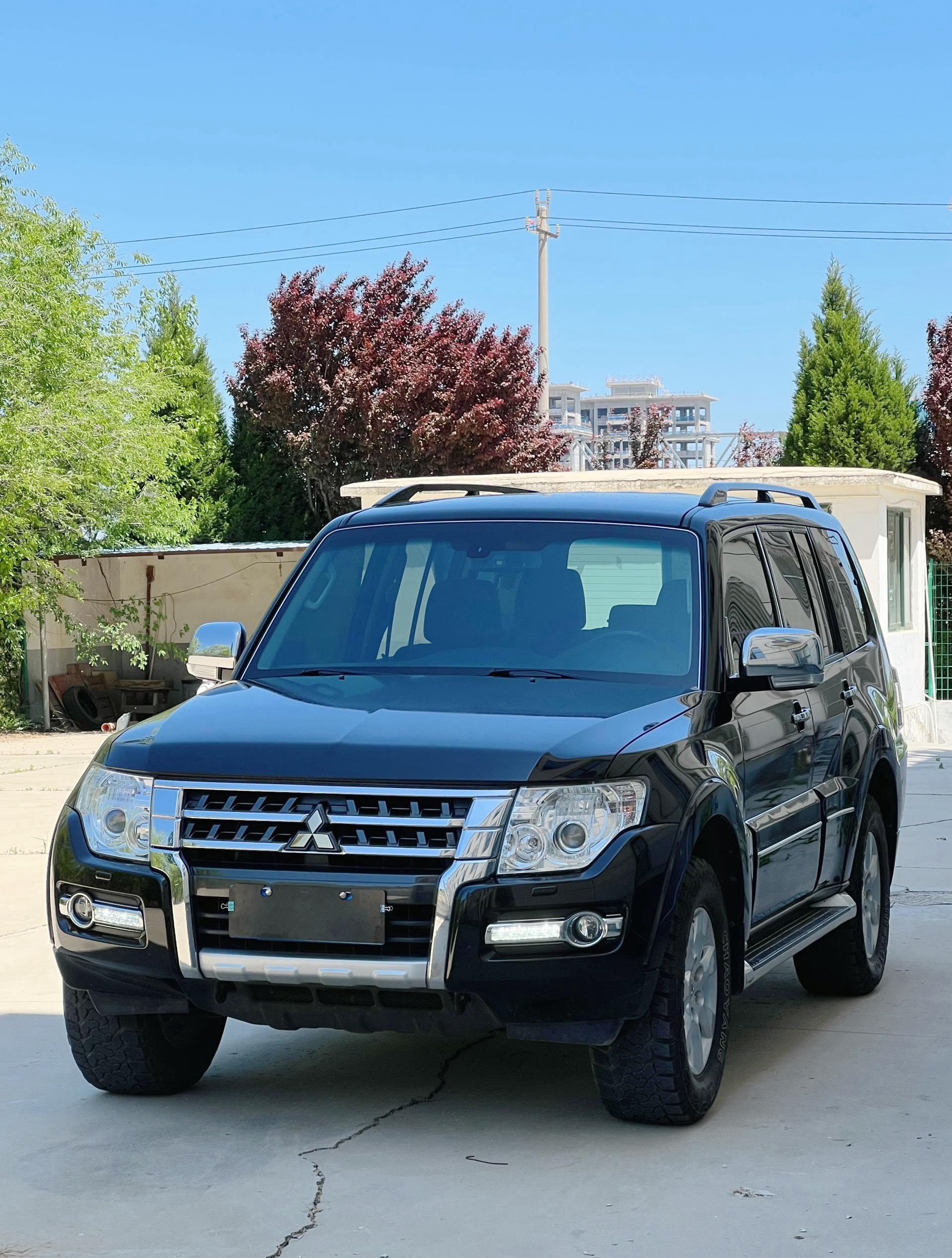 Pajero (Imported) 2020 3.0L Automatic Deluxe Off-Road Edition