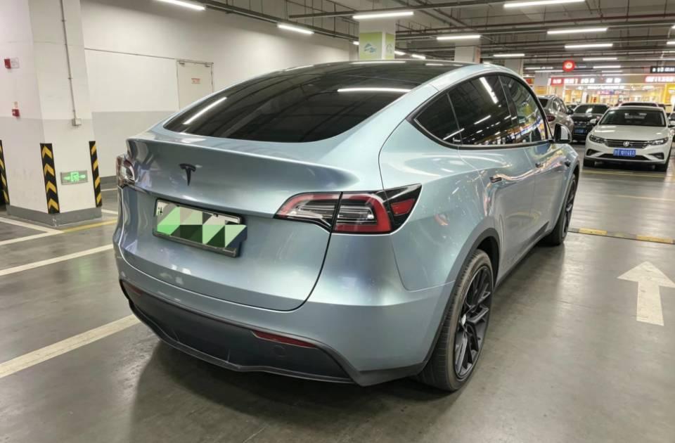 Model Y 2021 Long Range All-Wheel Drive Edition 4