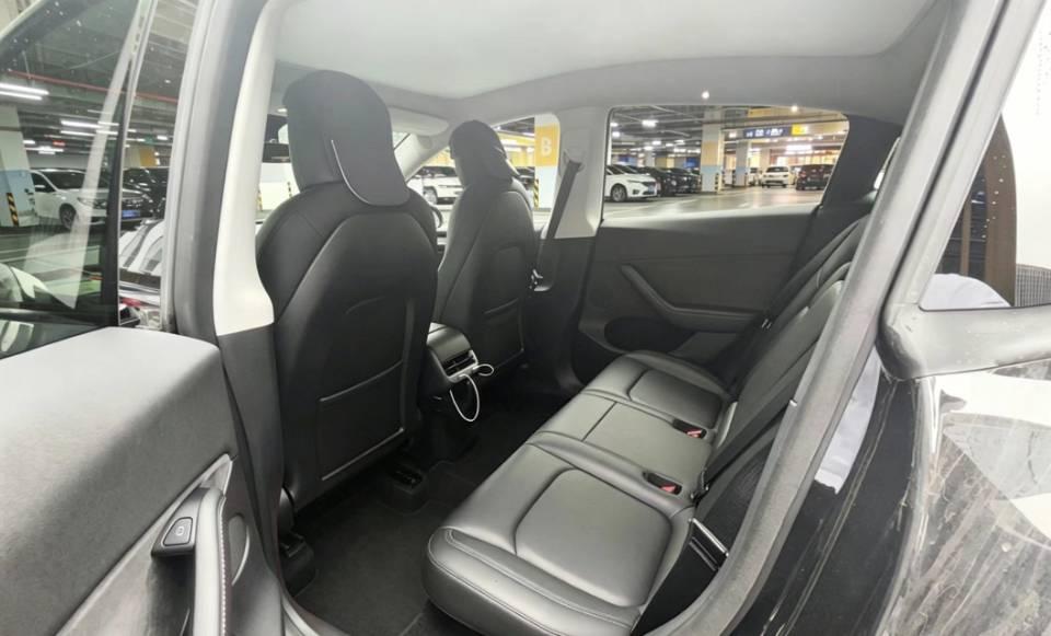 Model Y 2021 Long Range All-Wheel Drive Edition 7