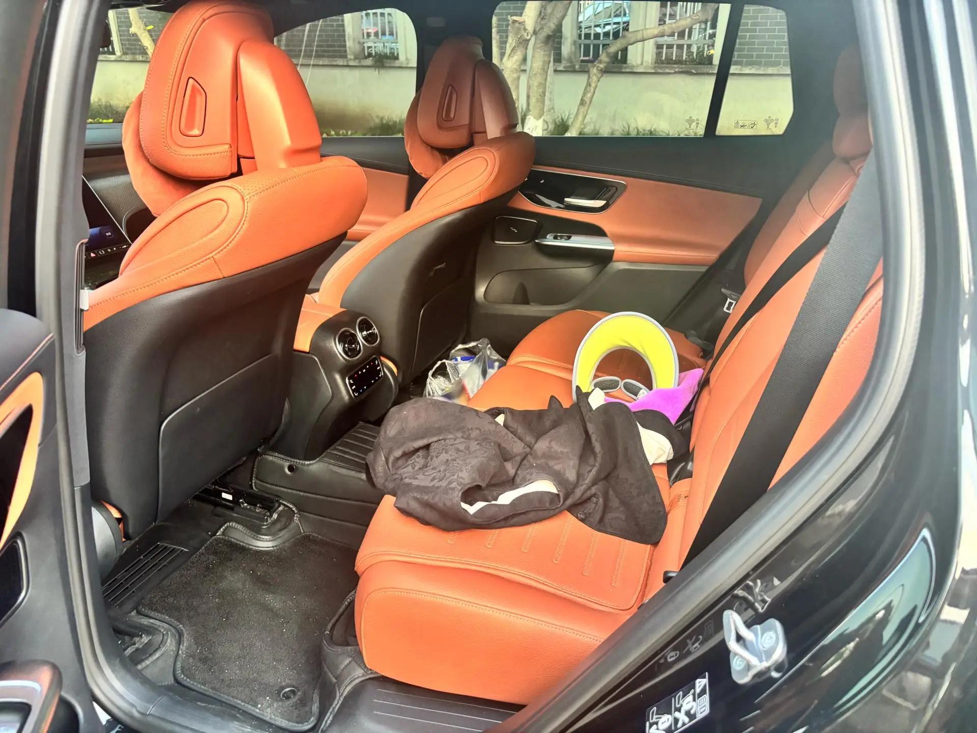Mercedes Benz 2023 GLC 260 L 4MATIC 48V 2.0T dynamic 7-seat automatic gear 7