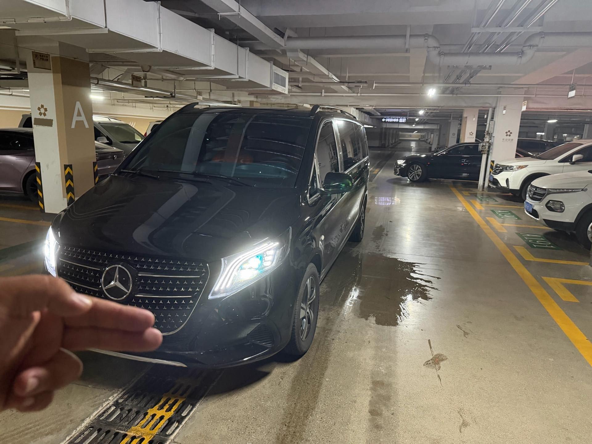 Mercedes Benz 2024 Vito 2.0T Elite Edition 7-seat Automatic Gear