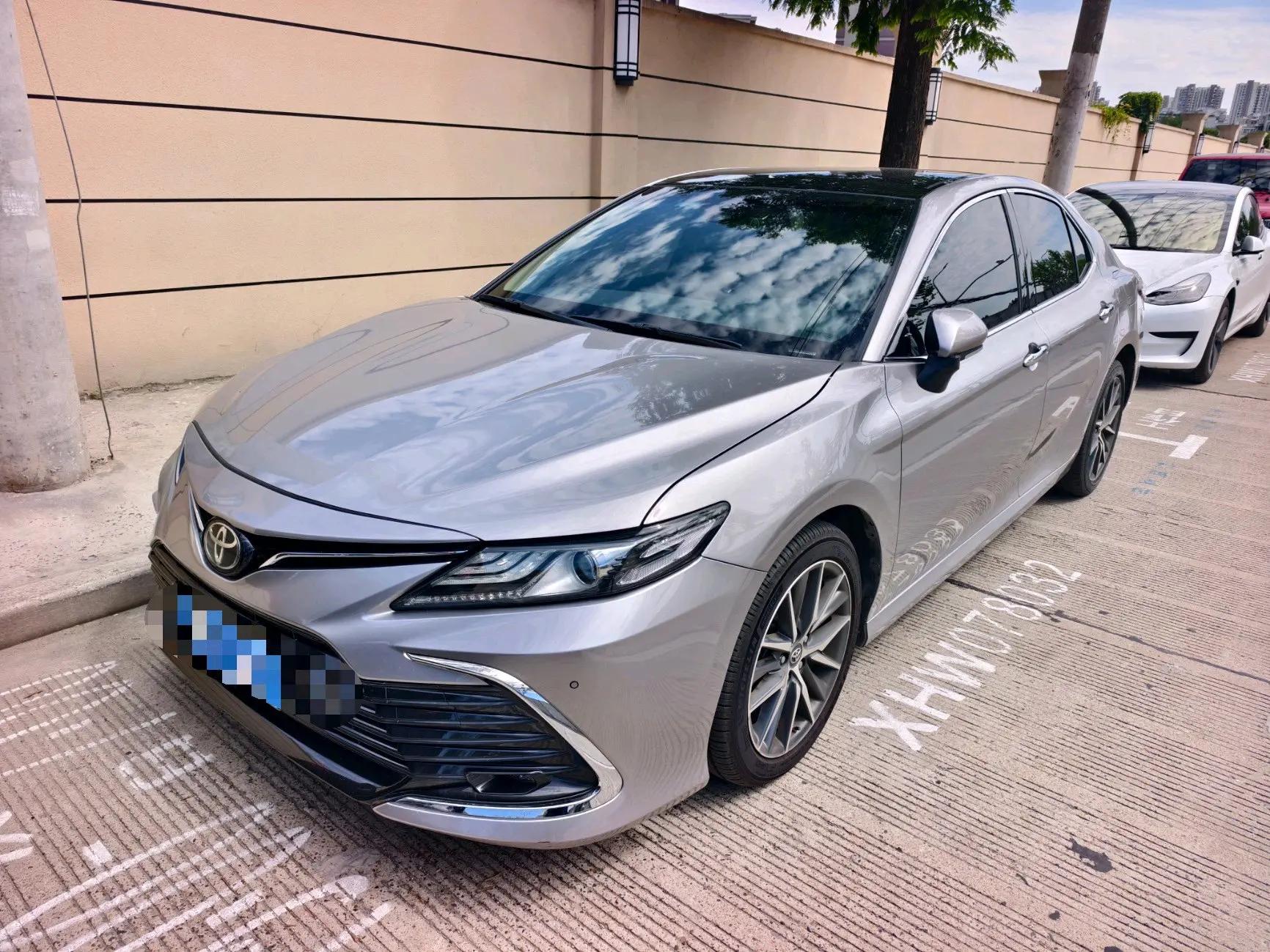 Camry 2021 2.5G Luxury Edition