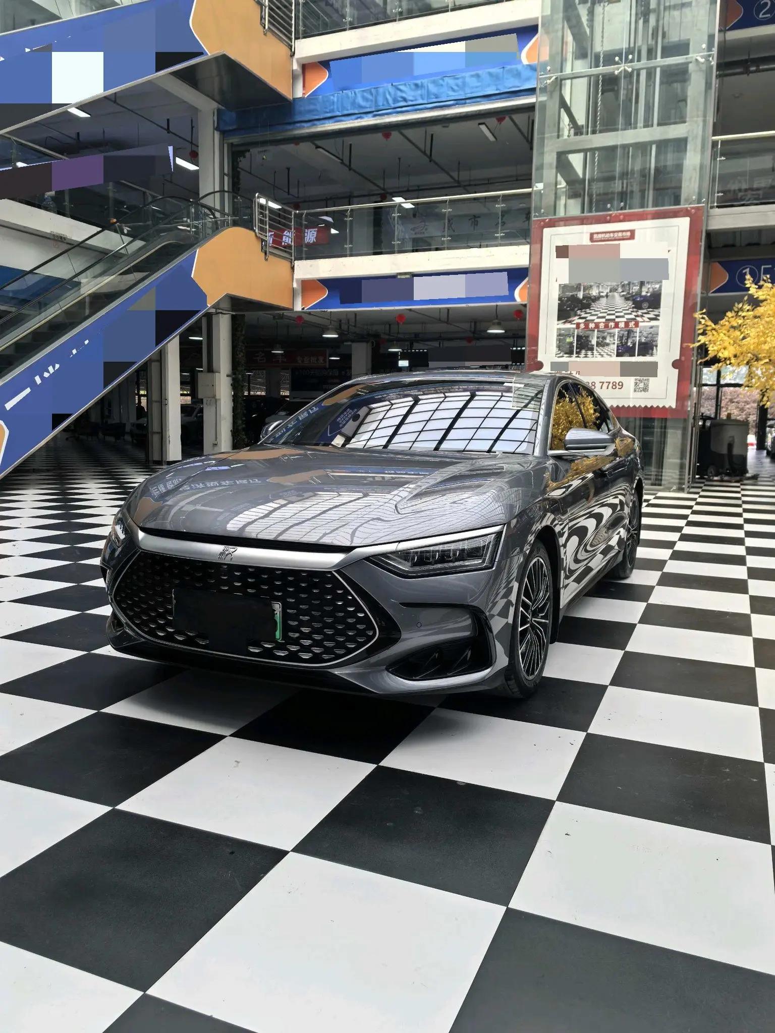 2022 Han DM-i 121km Flagship Model