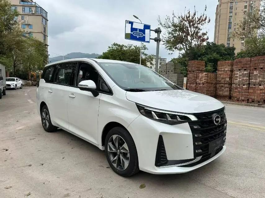 GAC Trumpchi 2023 M6 PRO 1.5T 270T Luxury Edition, Automatic Transmission 3