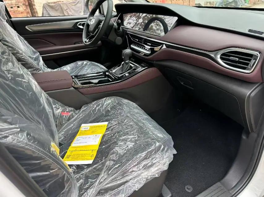 GAC Trumpchi 2023 M6 PRO 1.5T 270T Luxury Edition, Automatic Transmission 8