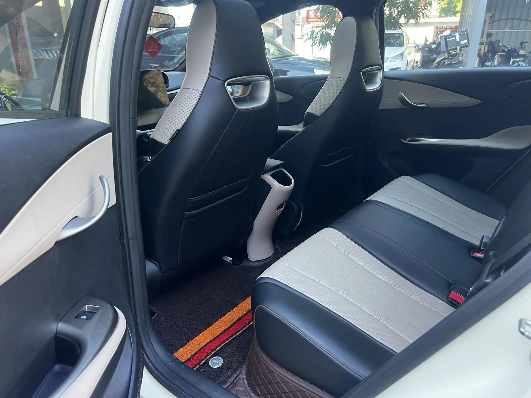 BYD 2023 Dolphin 420km Fashion Edition Automatic 5