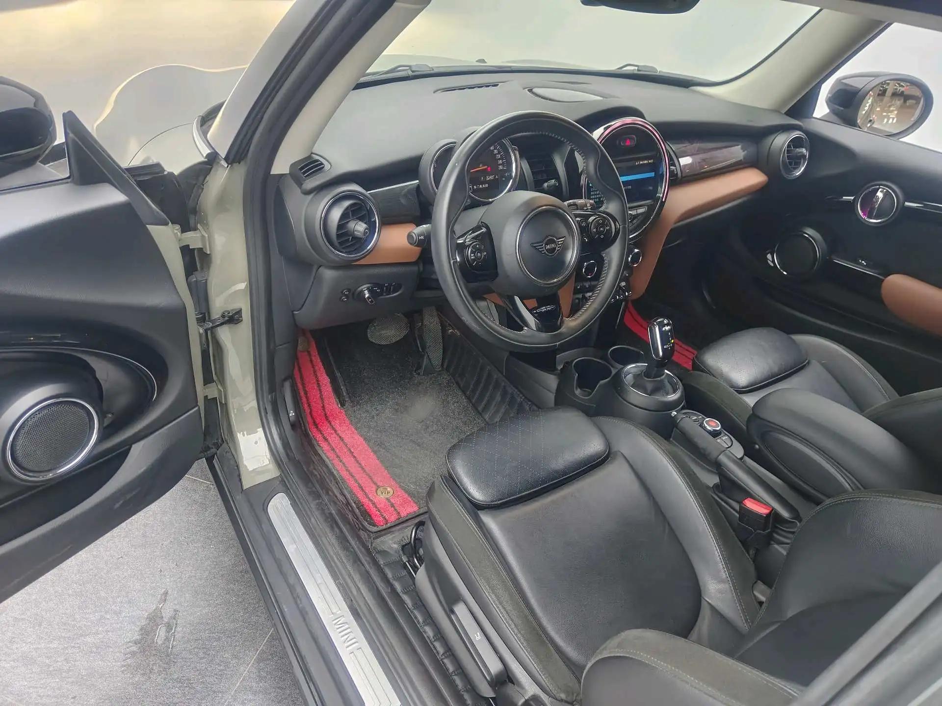 MINI 2021 1.5T COOPER ARTIST 10