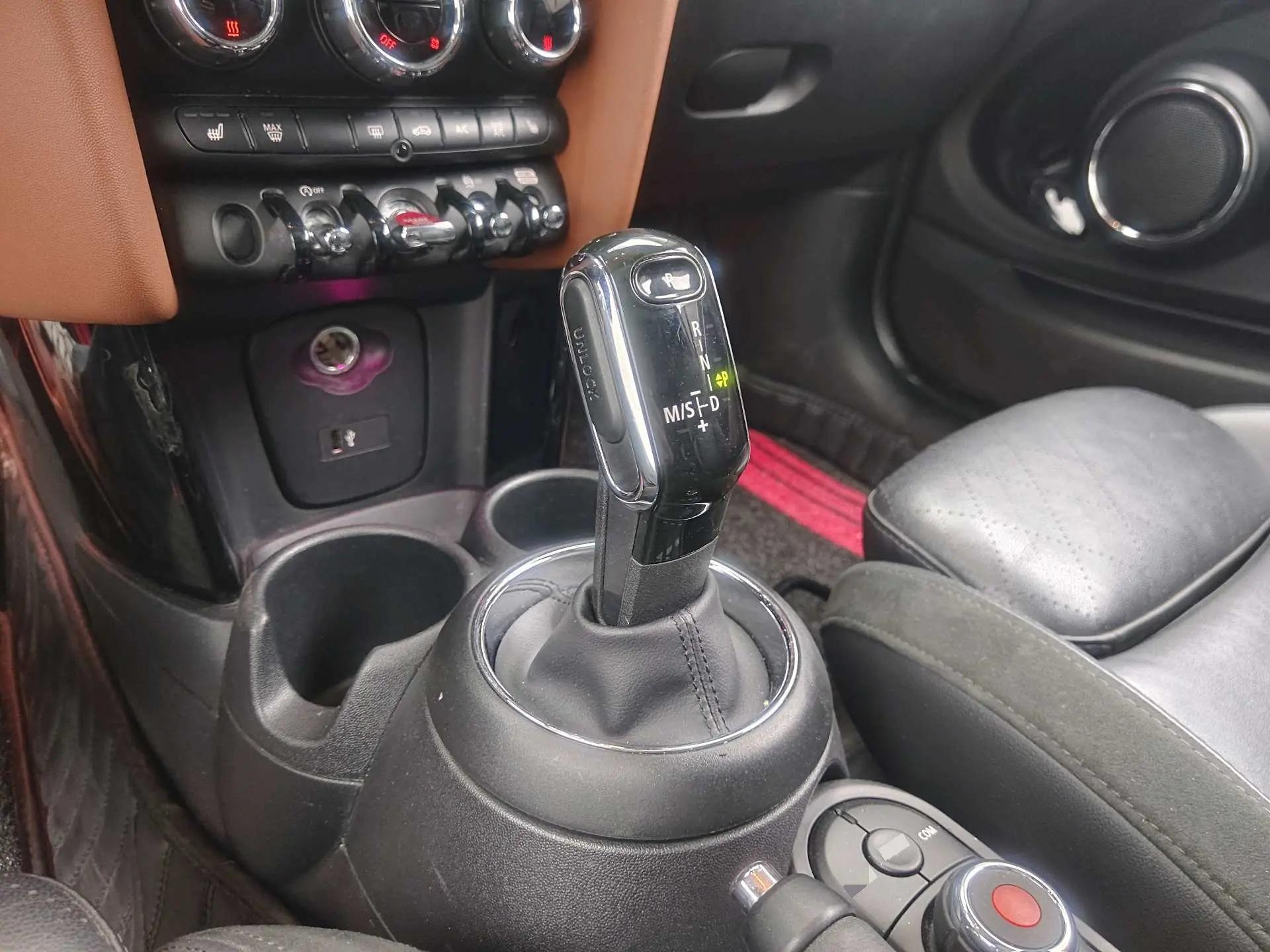 MINI 2021 1.5T COOPER ARTIST 6