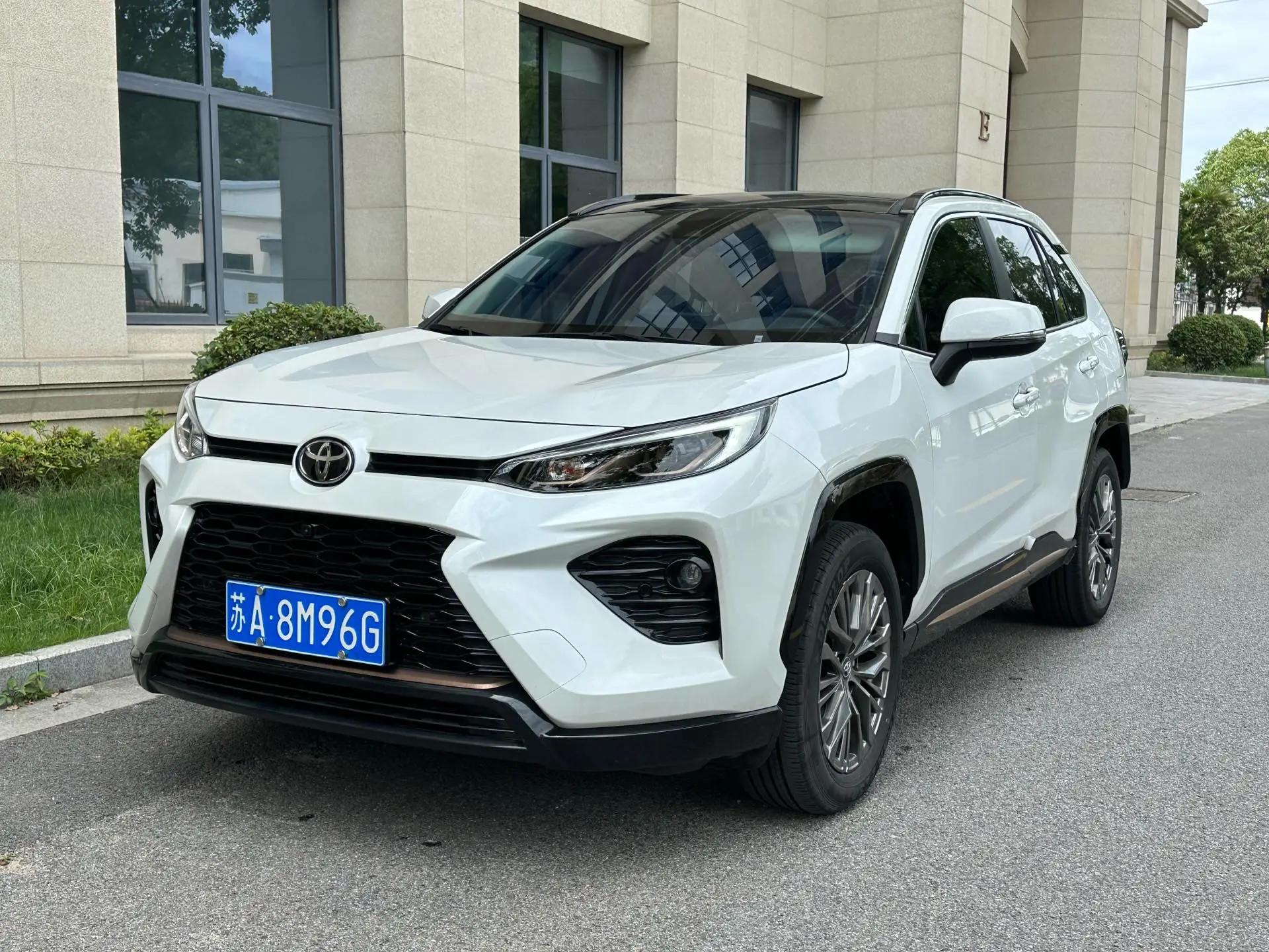 Open image lightbox: Toyota 2024 Willanda 2.0 Stepless Two-Drive Luxury PLUS Edition Automatic Gear