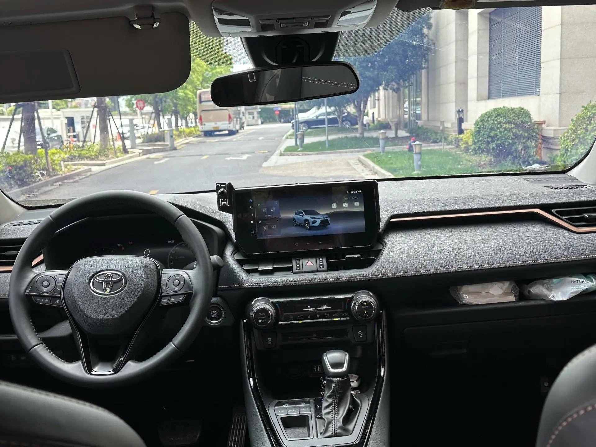Toyota 2024 Willanda 2.0 Stepless Two-Drive Luxury PLUS Edition Automatic Gear 6