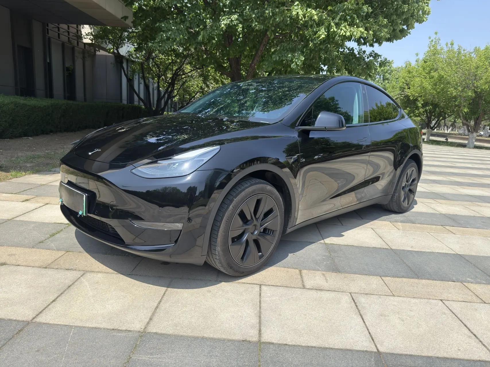 Model Y 2023 long-range all-wheel drive