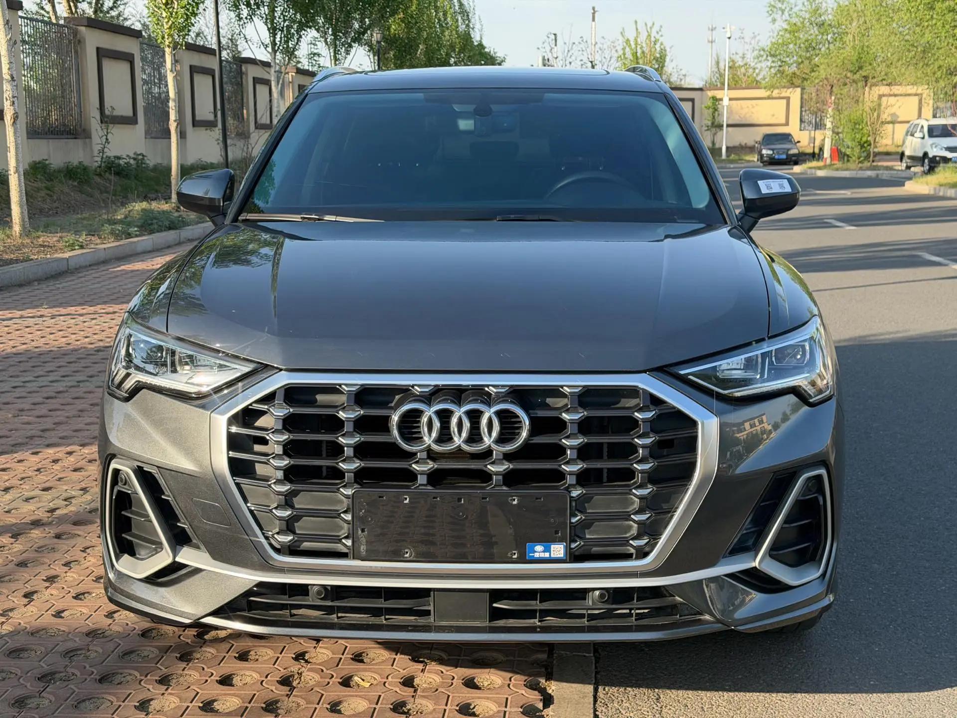 Audi Q3 2022 35 TFSI Fashion Dynamic 2
