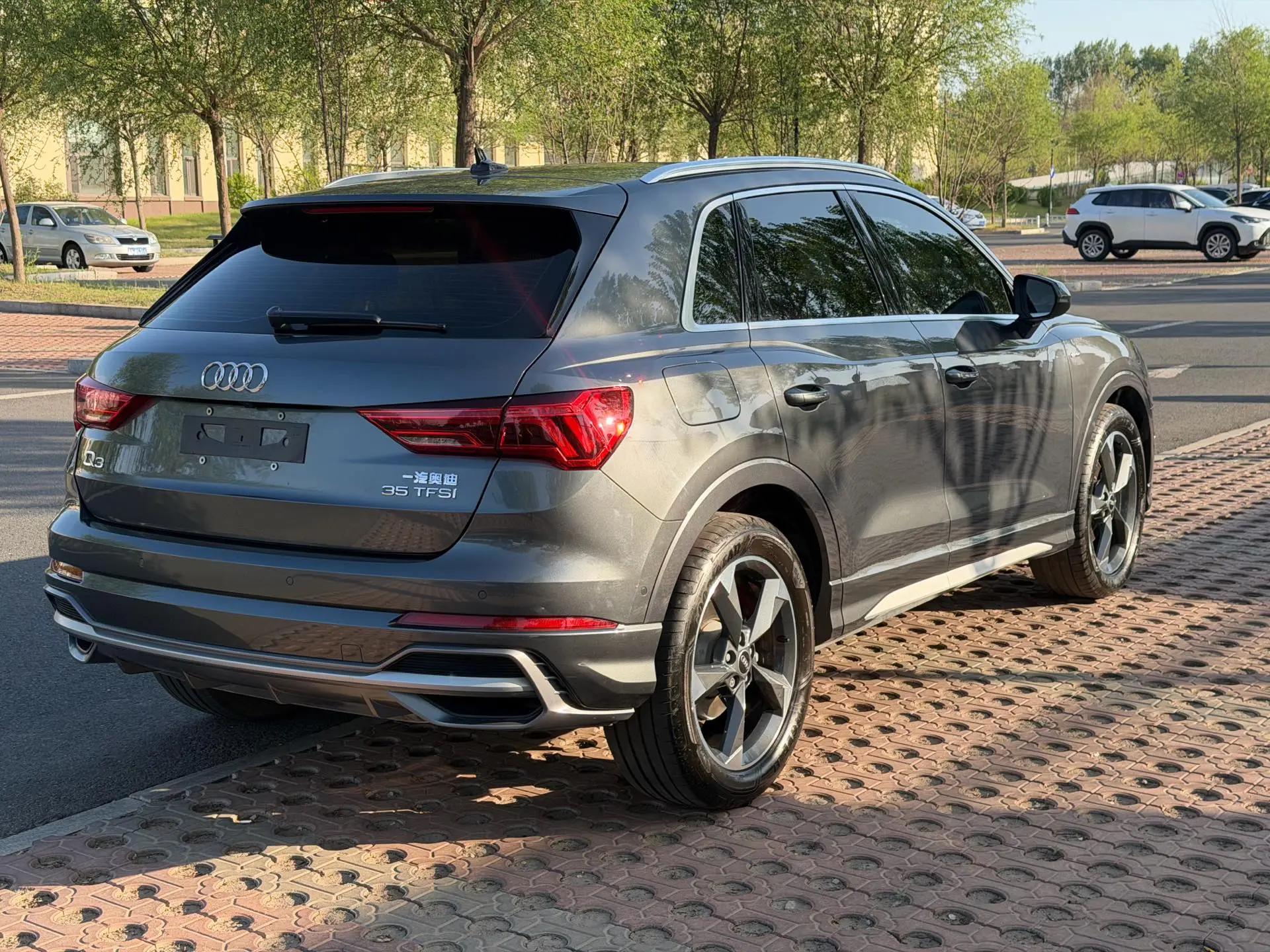 Audi Q3 2022 35 TFSI Fashion Dynamic 4