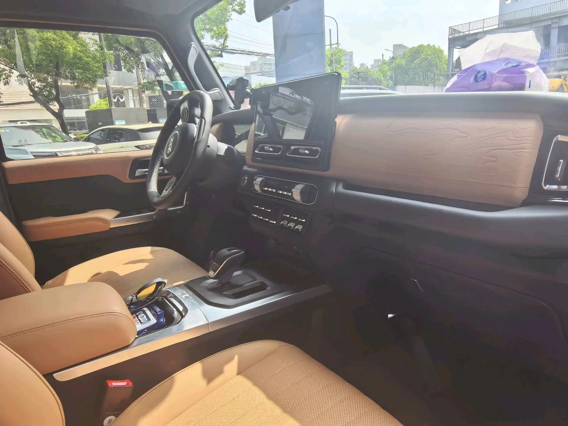 212 2026 T01 2.0T Highland Automatic Gear 5
