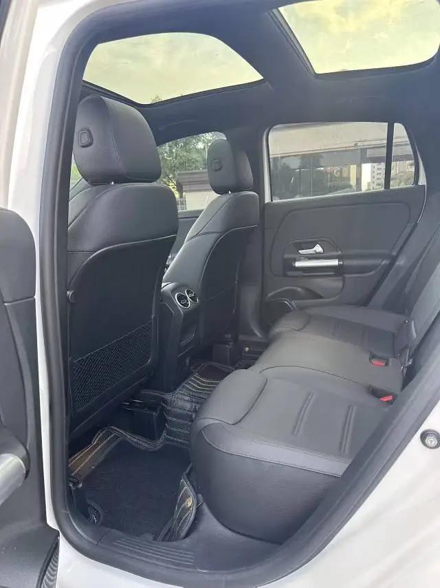Mercedes Benz GLA 2022 to GLA 200 3