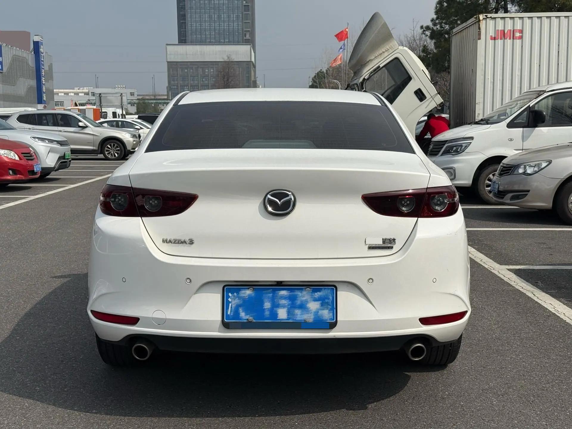 Mazda 3 Onksera 2020 1.5L Automatic Quality Edition 4