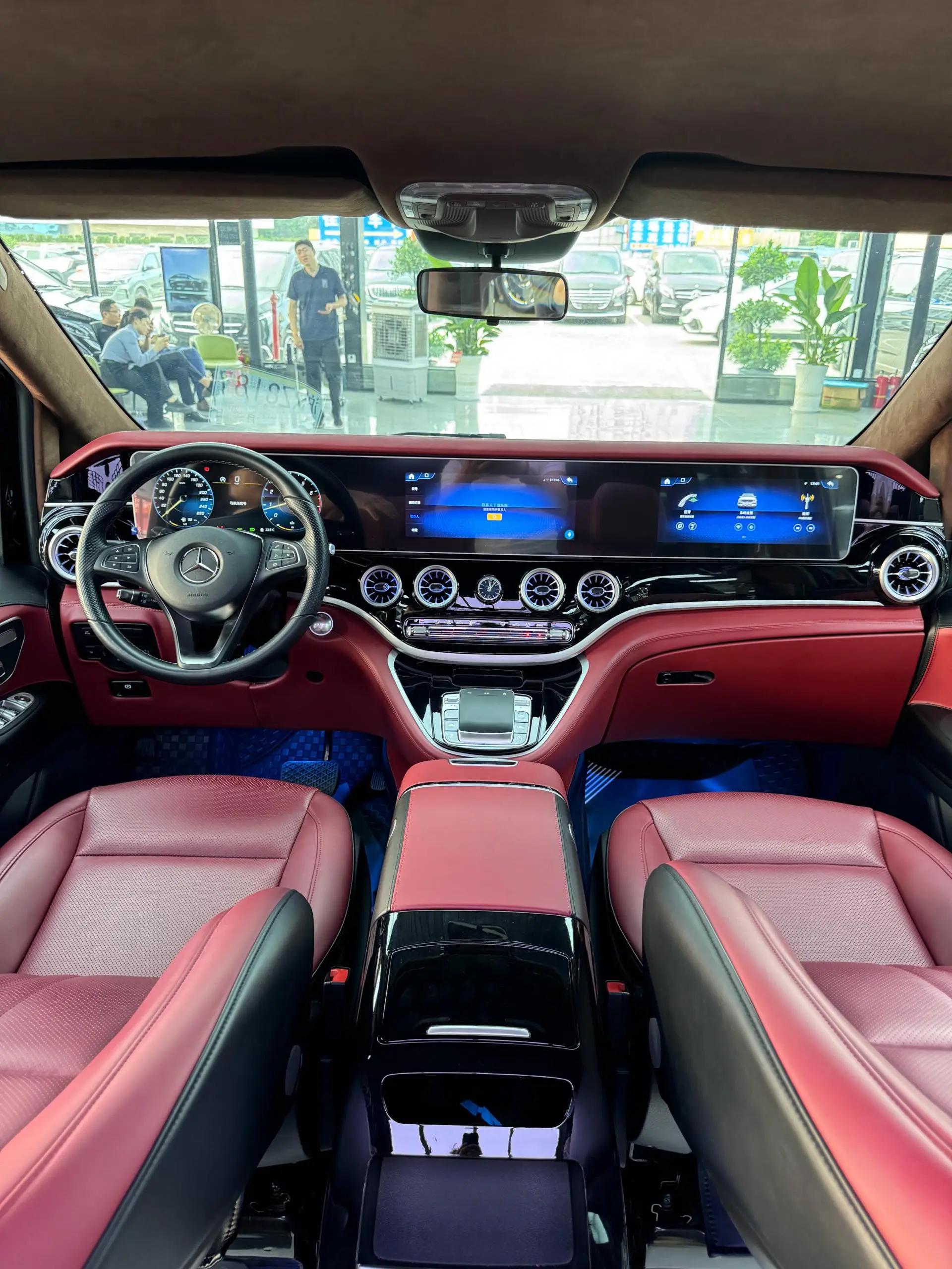 Mercedes Benz 2023 V-Class 2.0T Business Edition 7-Seater Automatic 4