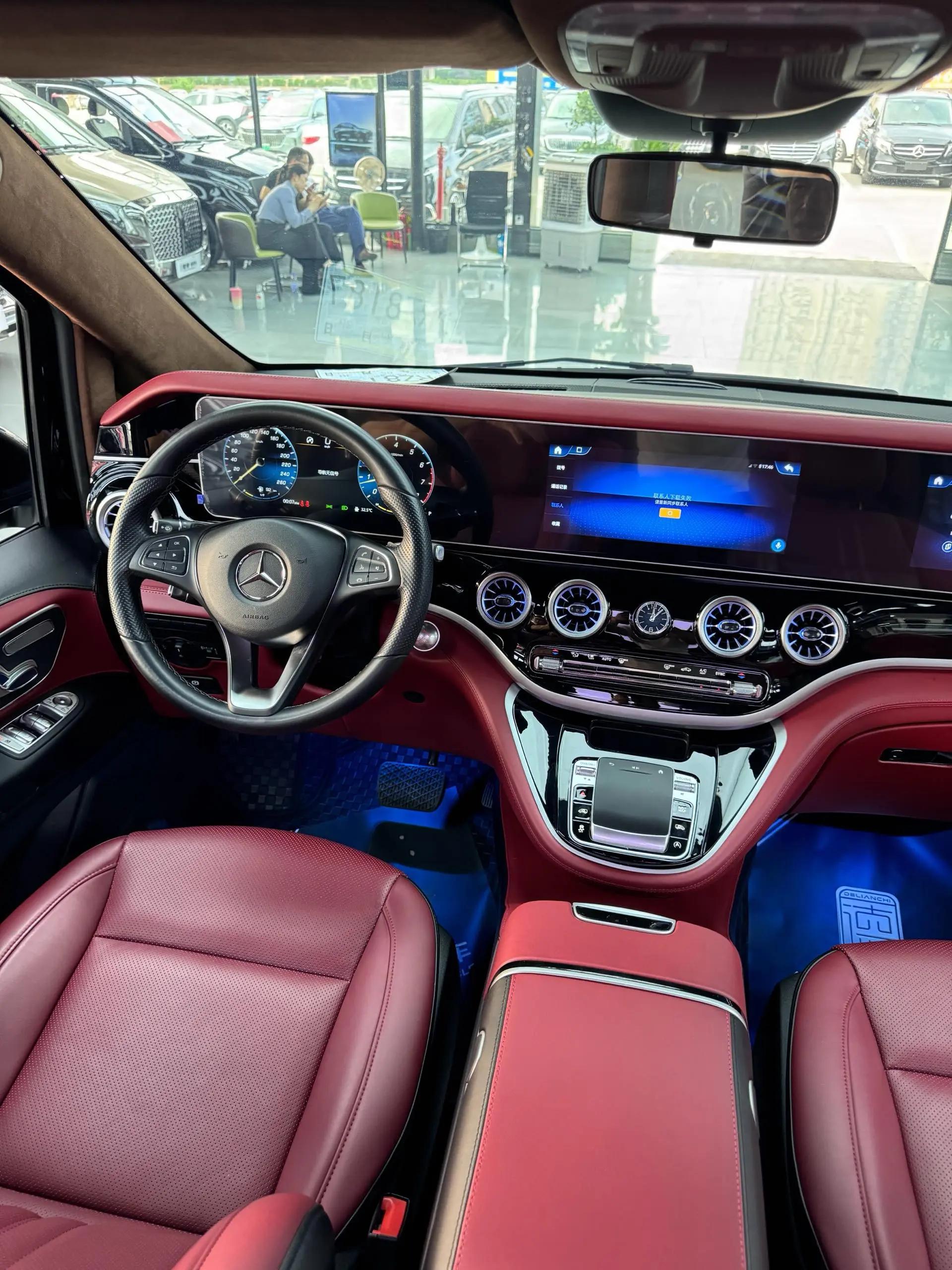 Mercedes Benz 2023 V-Class 2.0T Business Edition 7-Seater Automatic 5