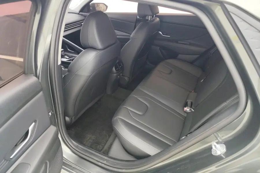 Elantra 2023 1.5L CVT GLX Elite Edition 8
