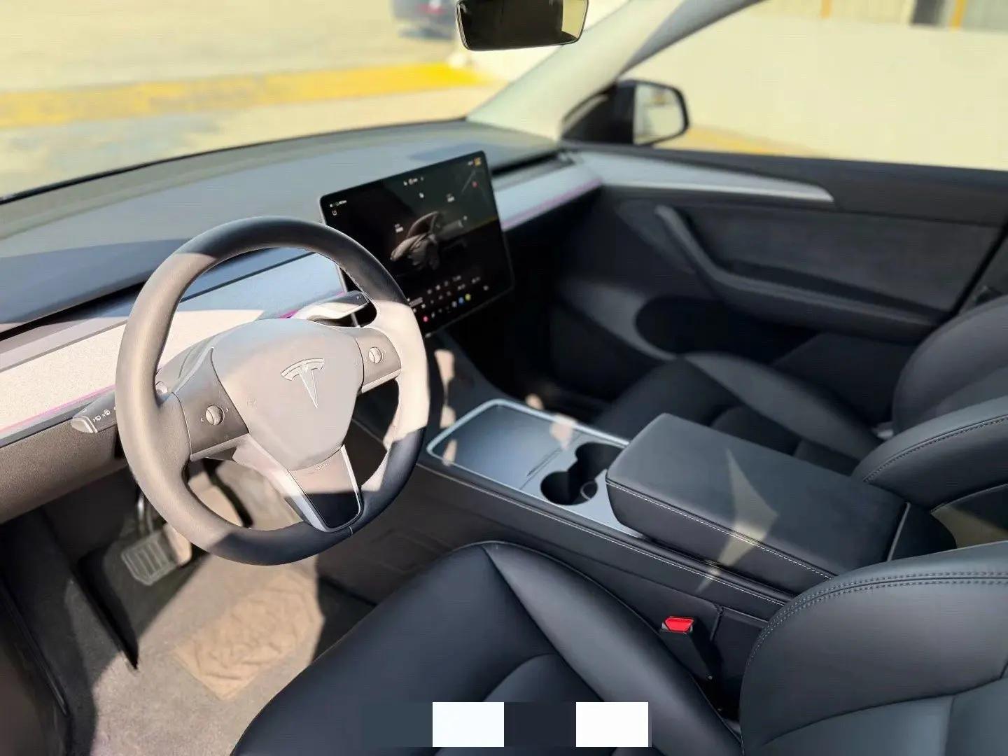 Model Y 2024 long-range all-wheel drive 5