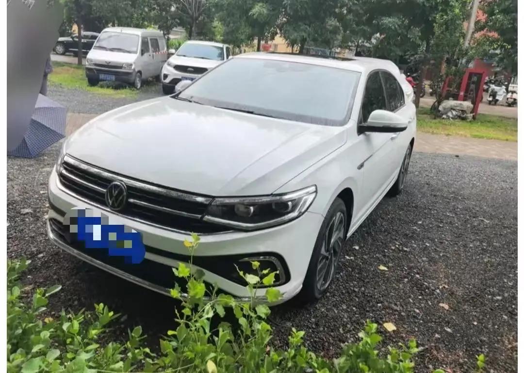 Bora 2023, 280TSI DSG Prestige Edition