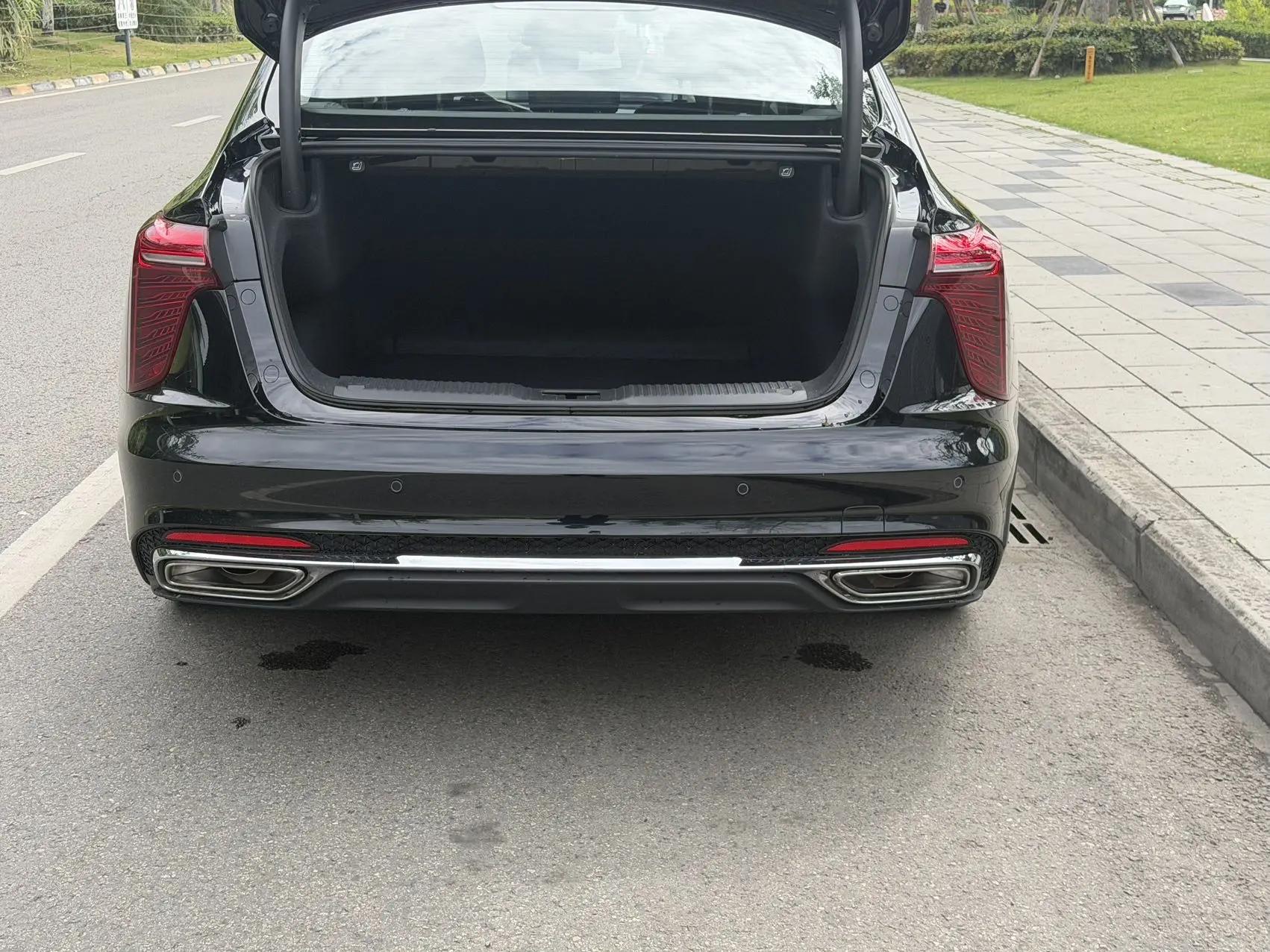HongQi H5 2023 1.5T DCT Zhilian Flag Rhyme Edition 11