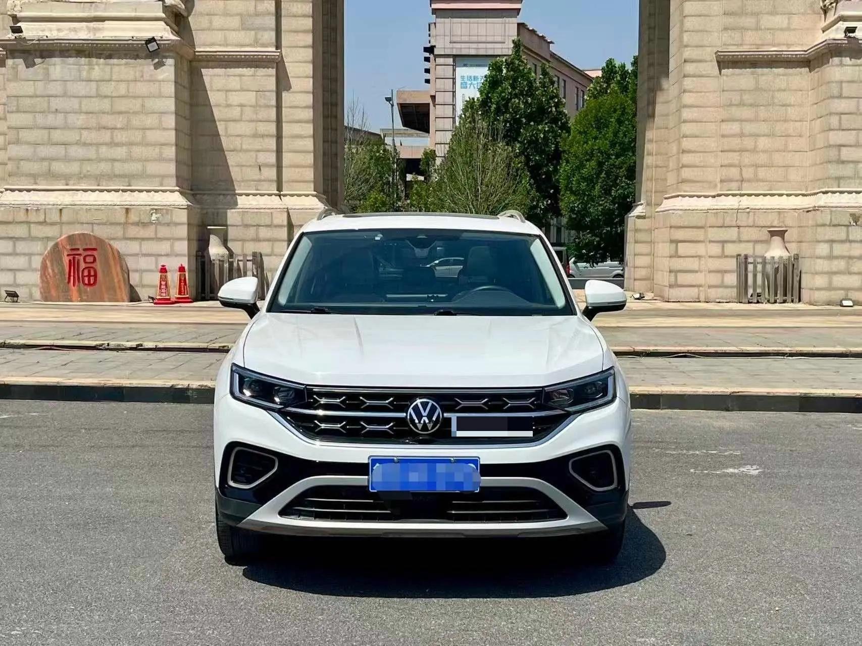 Volkswagen 2024 Tharu 1.5TSI 300TSI Front-Wheel Drive Luxury Plus Advanced Edition Automatic 2