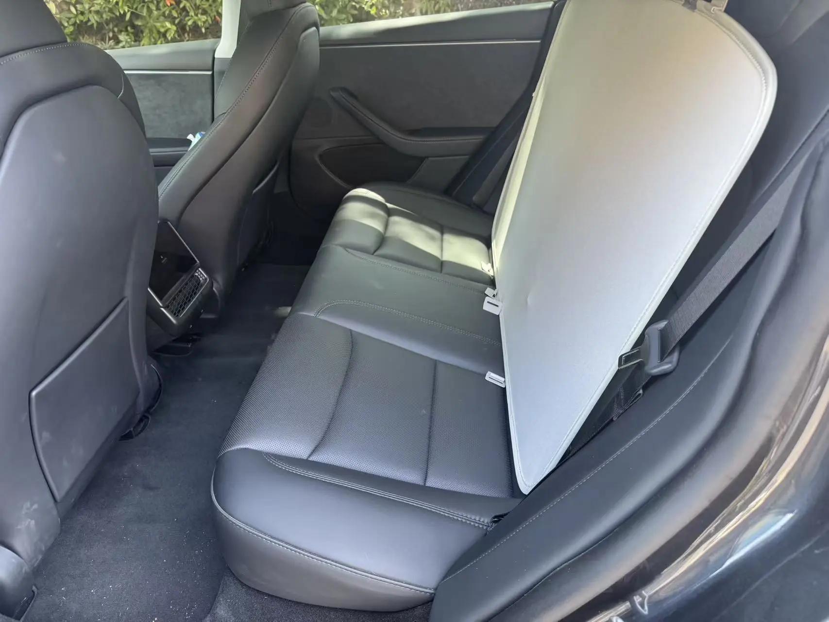 特斯拉 2025款 Model 3 长续航全轮驱动版 自动挡 3