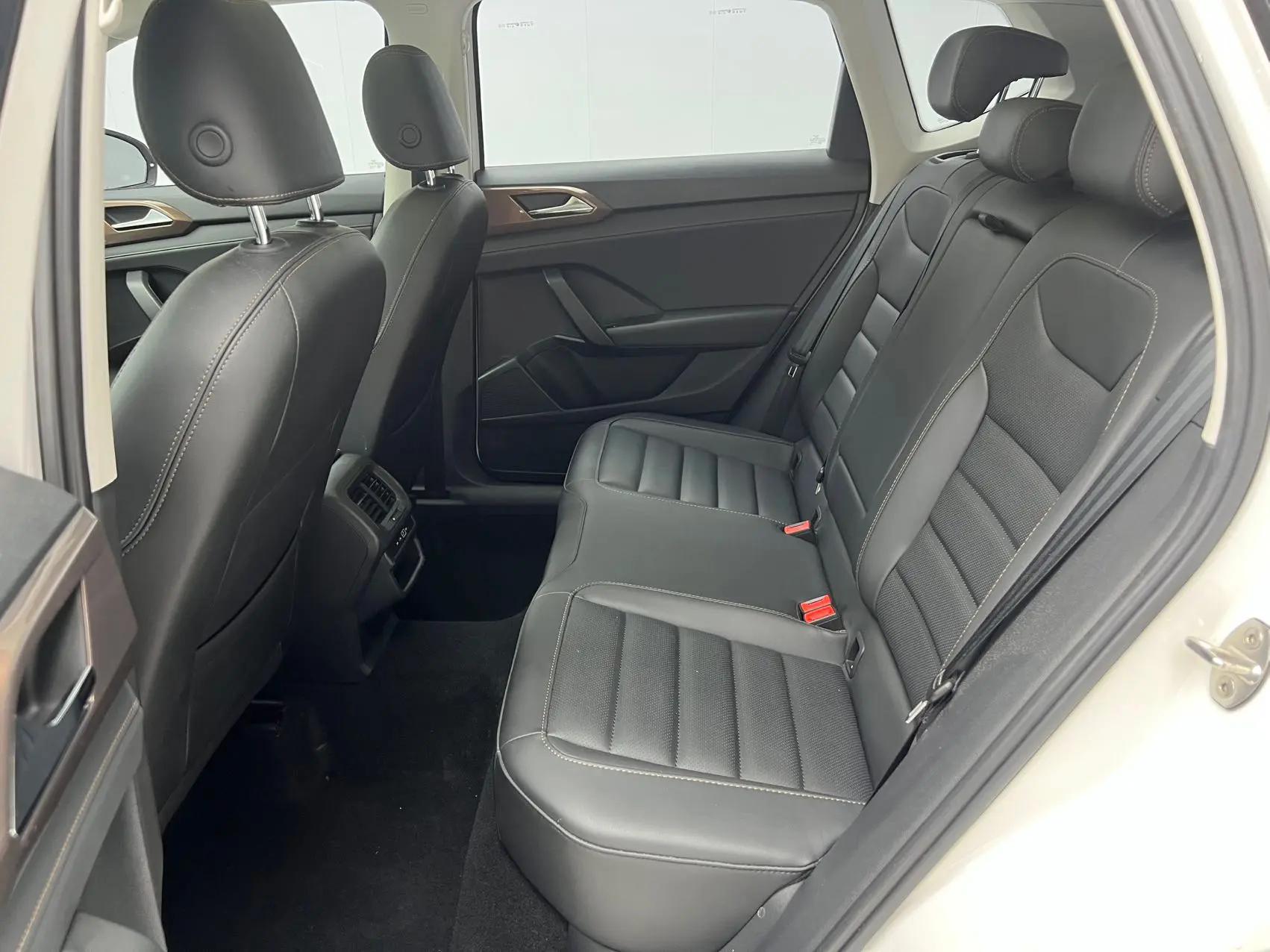 Tuyue 2022 280TSI Two-Drive Deluxe Edition 8