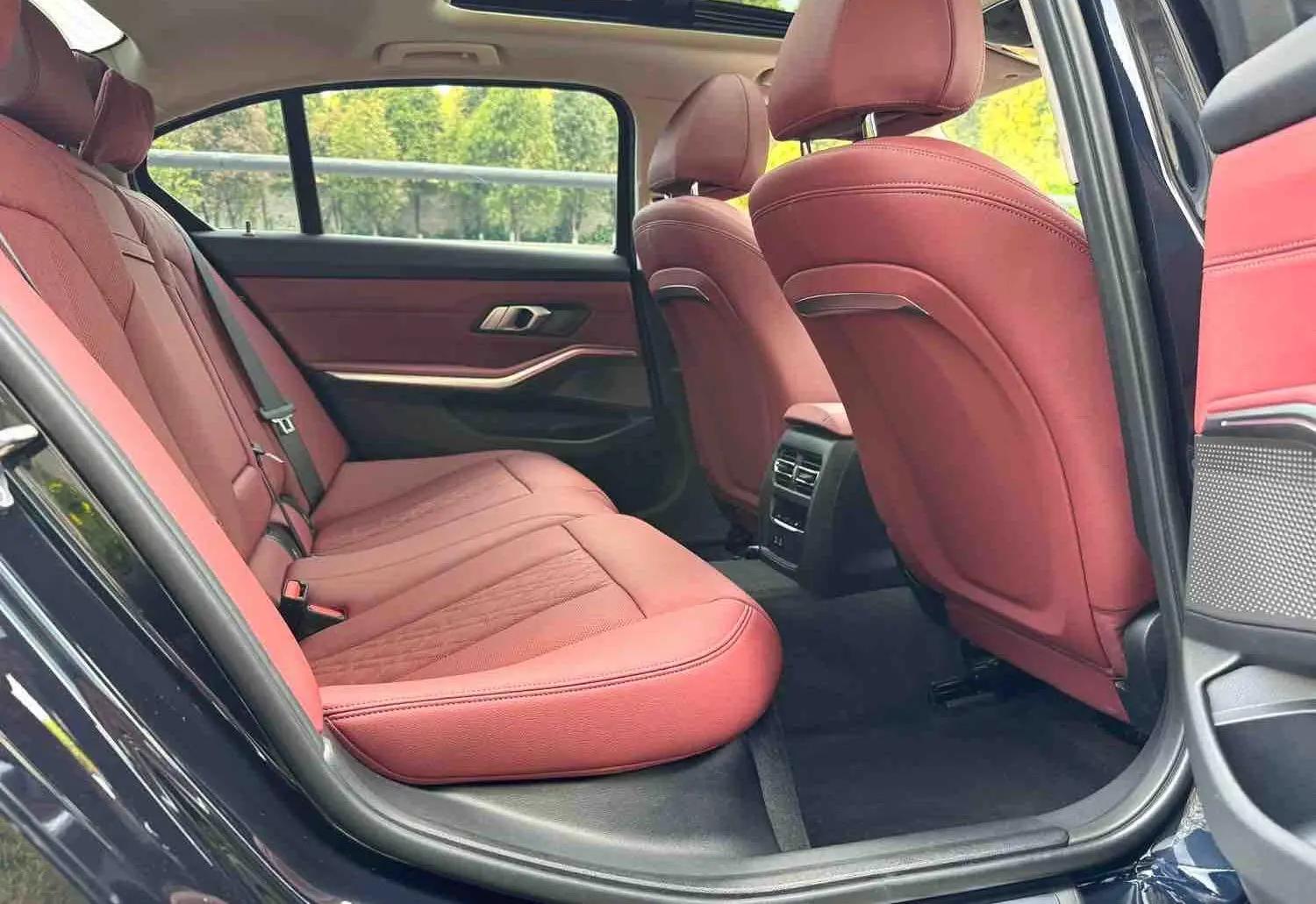 BMW 3 Series 2023 325Li M Sports Suit 5