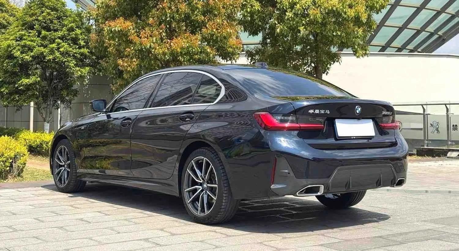 BMW 3 Series 2023 325Li M Sports Suit 7