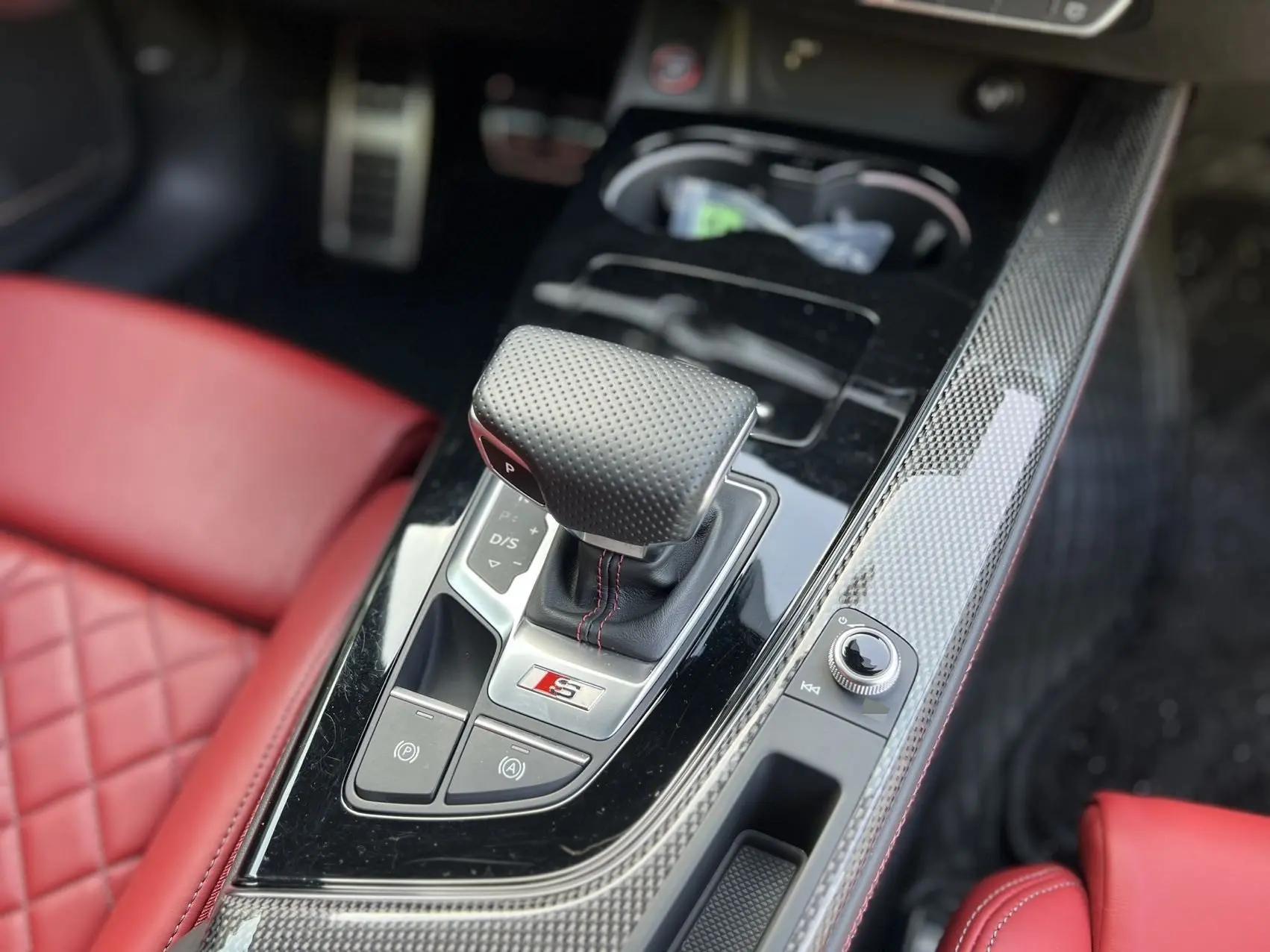 Audi S4 (Imported) 2023 S4 Limousine 3.0TFSI Automatic Gear 9